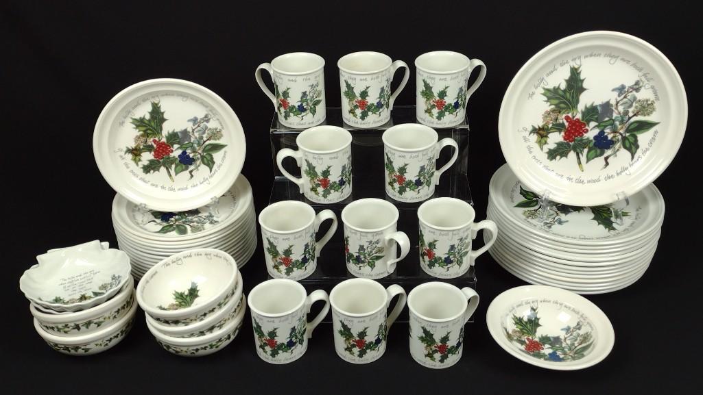 48 Pcs Port Meirion Holly & Ivy Dinnerware (1 of 3)