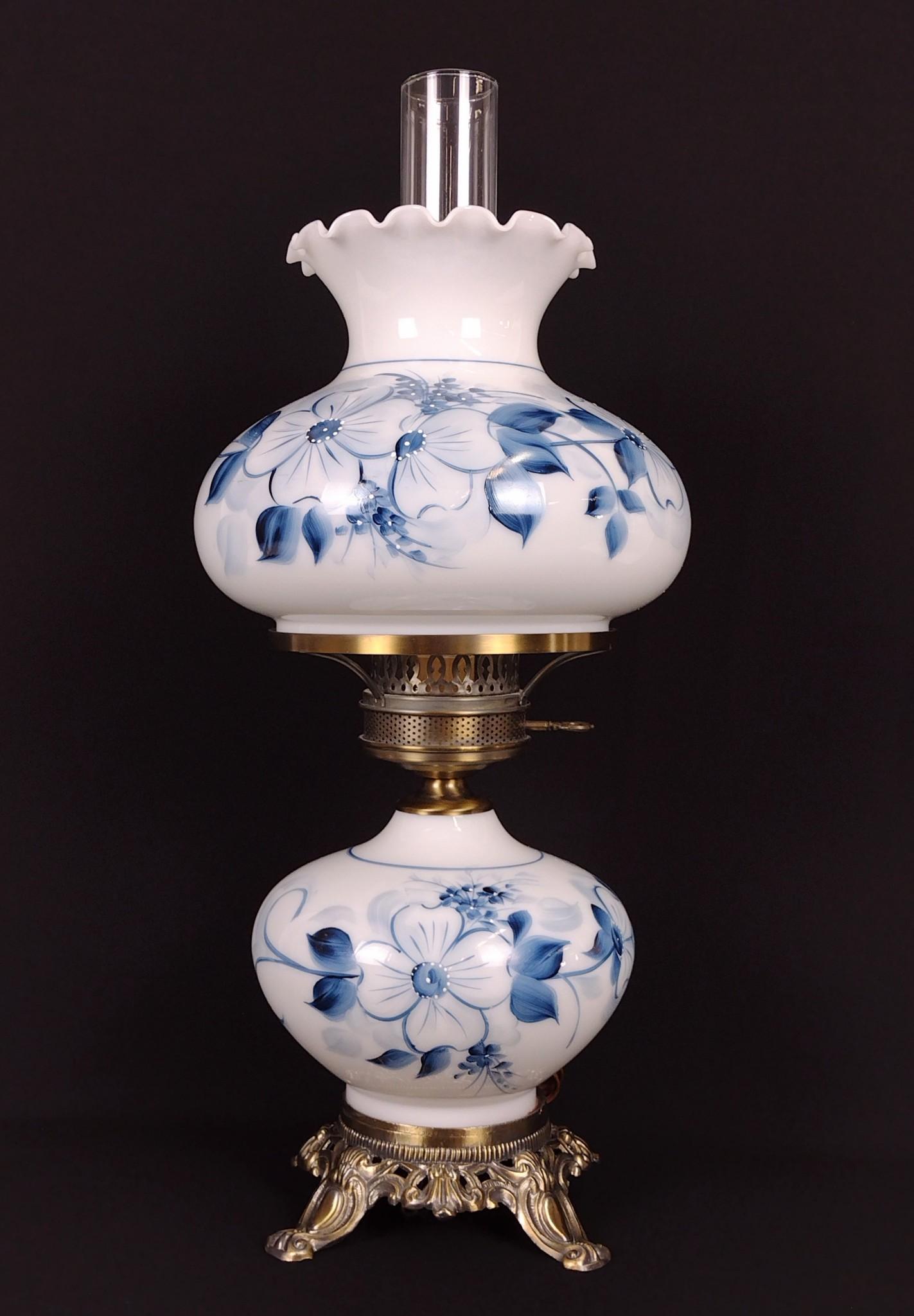 Gone with the Wind Lamp: Working. 10" diameter X 23" high. DM IMPORTANT: Before bidding, please read the terms and conditions. When you registered for the auction you agreed to these terms and will be required to comply with