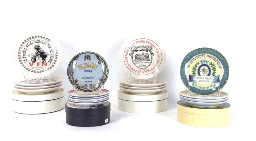 18 Decorative Plates Incl Pottery Barn (1 of 5)