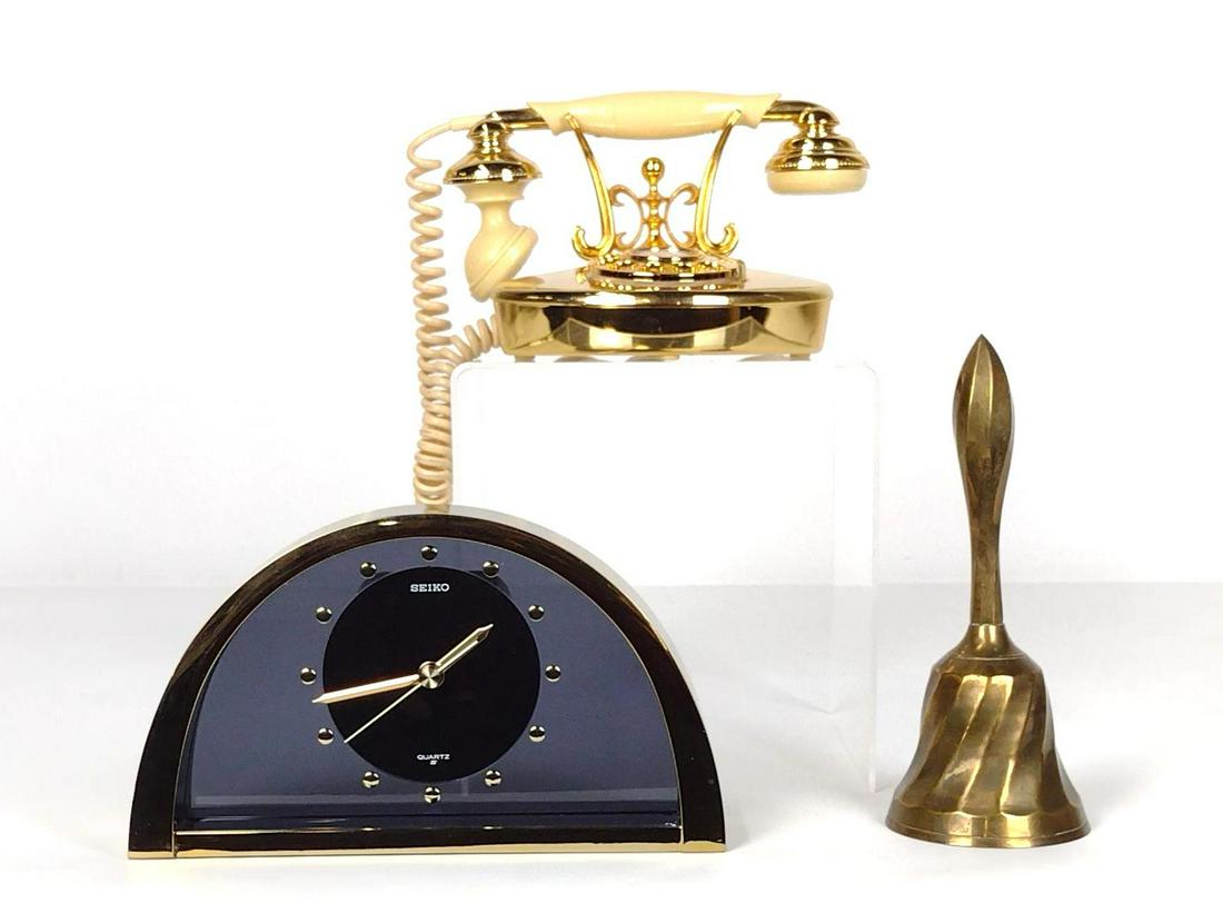 3 Desk Articles (1 of 4)