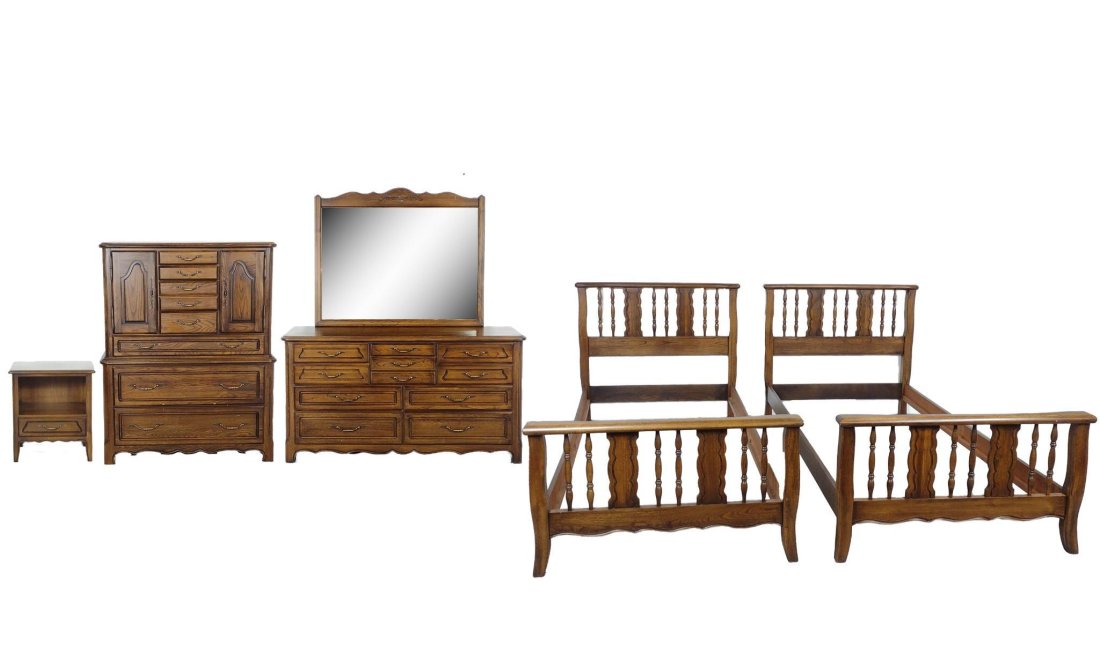 Taylor Jamestown 6 Pc Bedroom Set (1 of 14)