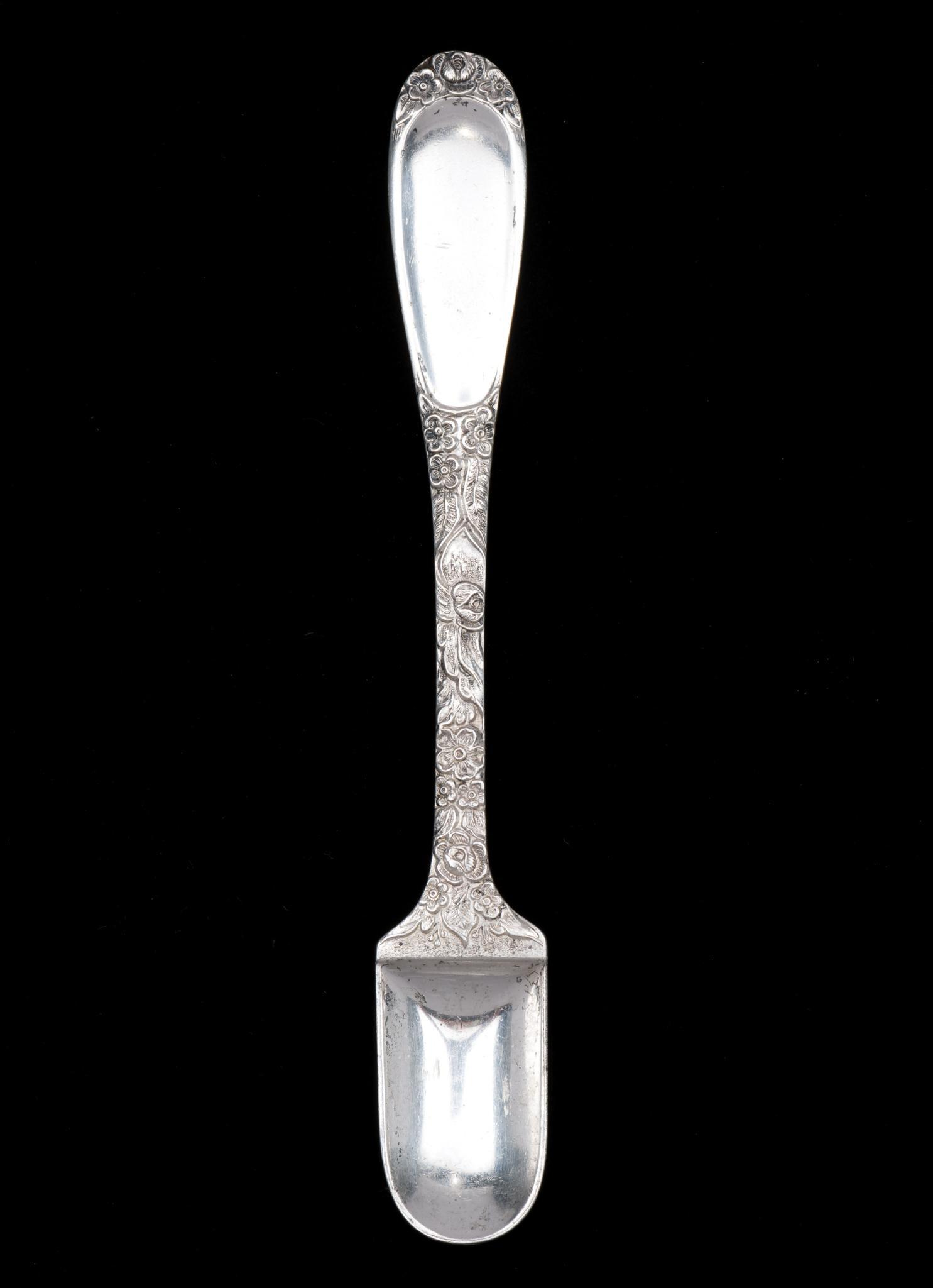 Stieff & Co. Rose Sterling Child's Medicine Spoon: Stieff and Company sterling child's medicine spoon. Rose pattern with open shield, 1892 - 2009. 5-1/2" long. 0.7 troy ounces. KE. IMPORTANT: Before bidding, please read the terms and conditions. When 