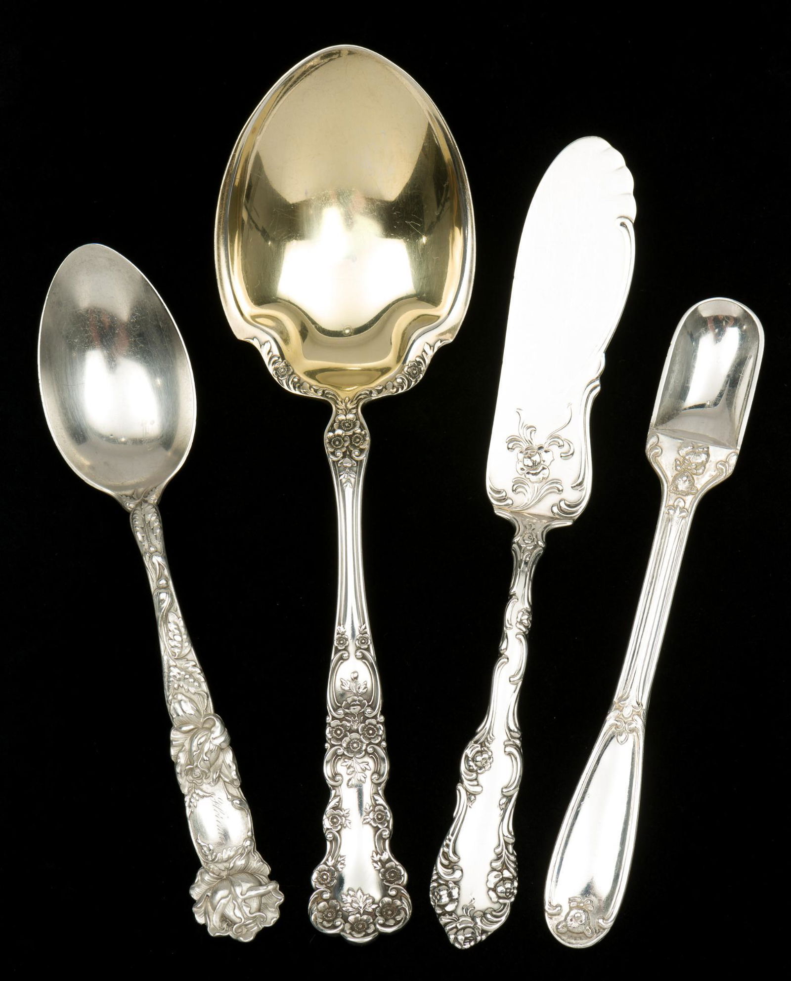 4 Sterling Utensils Incl Gorham Berry Spoon (1 of 13)