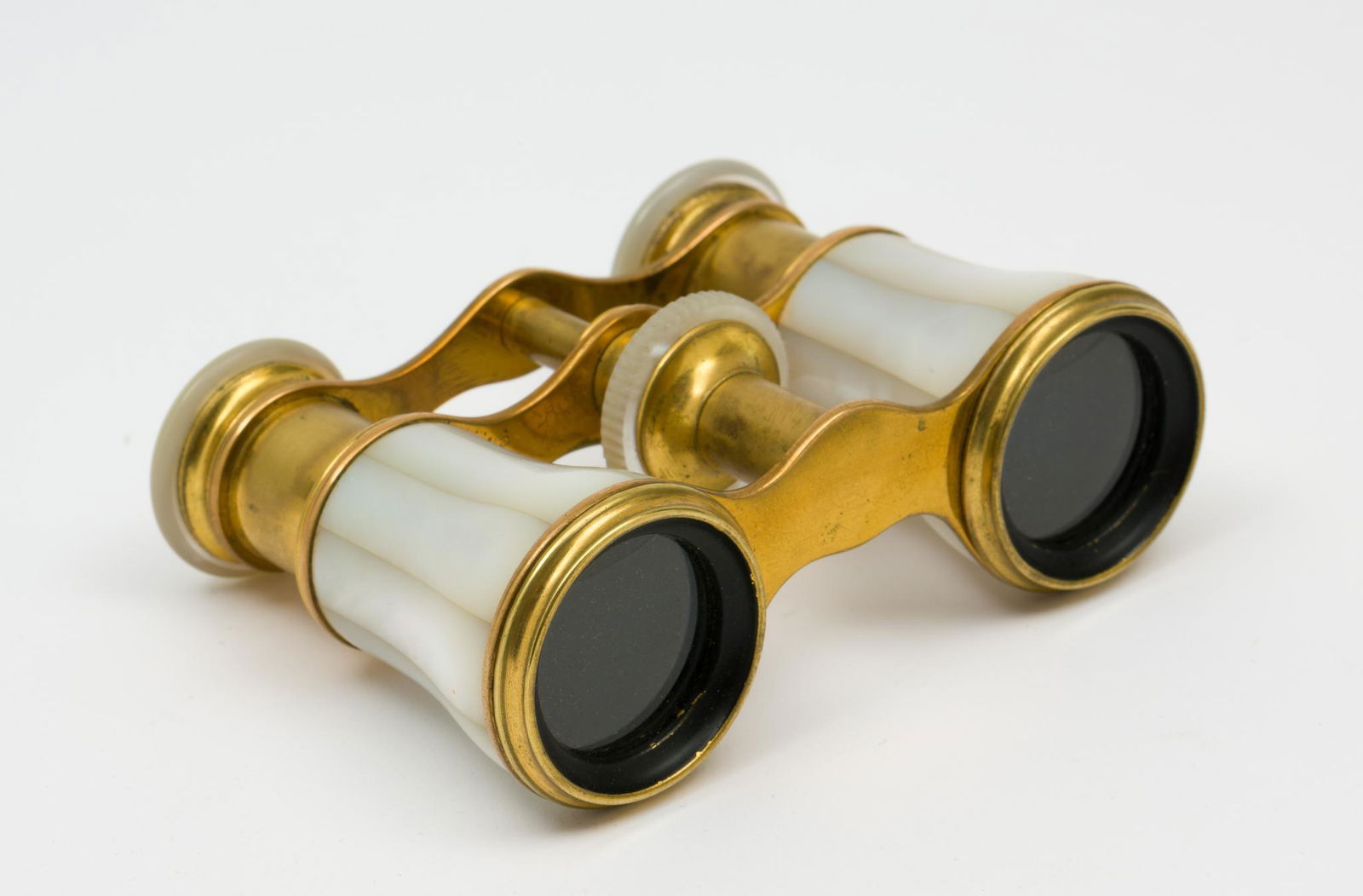 Lemaire Paris Mother of Pearl Opera Glasses (1 of 4)