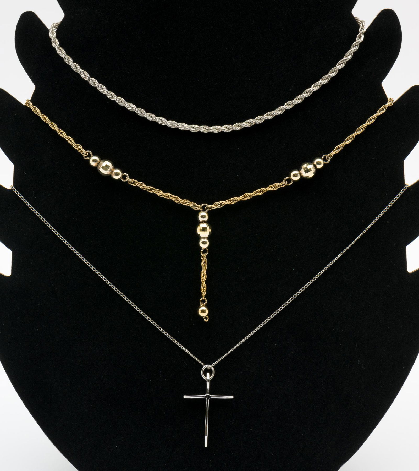 2 Sterling Pendant Necklaces & 1 Rope Chain (1 of 7)