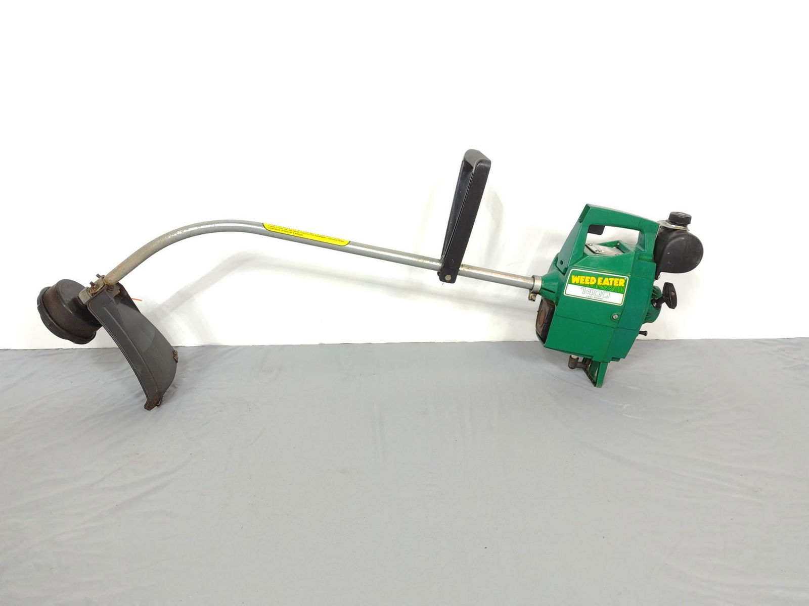 Weed Eater 1400 Trimmer (1 of 4)