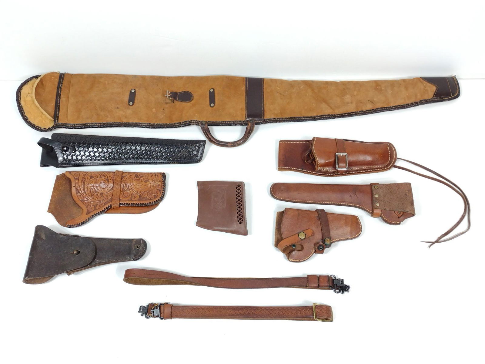 10 Leather Holsters and Belts (1 of 4)
