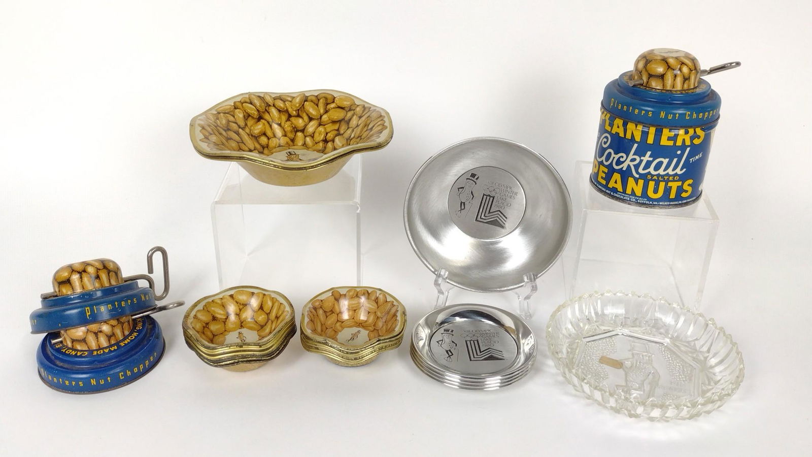 29 Mr Peanut Accessories incl Nut Choppers (1 of 5)