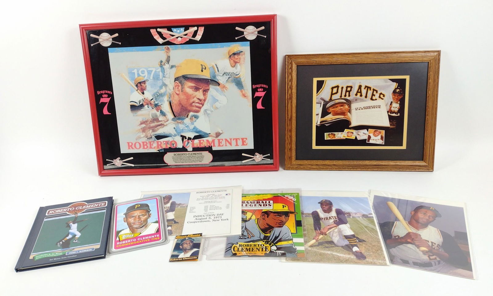9 Pcs Roberto Clemente Memorabilia (1 of 4)