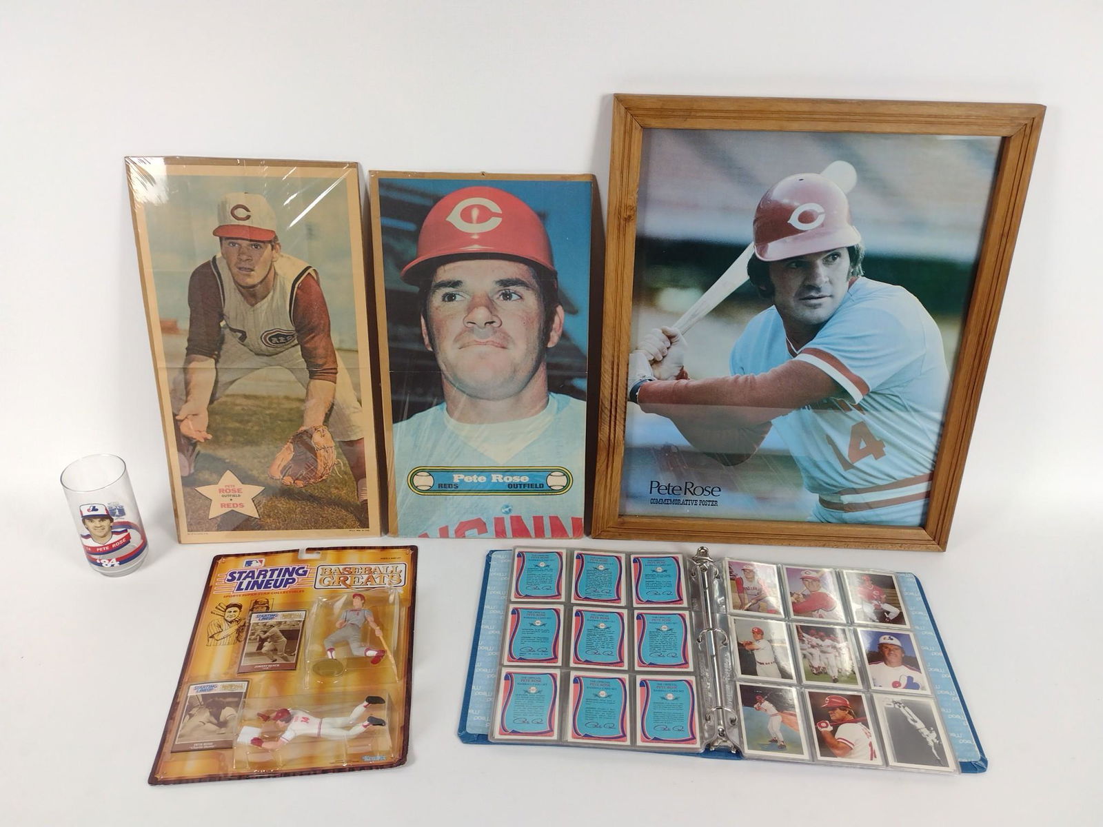 5 Pete Rose Memorabilia & Baseball Card Album (1 of 7)