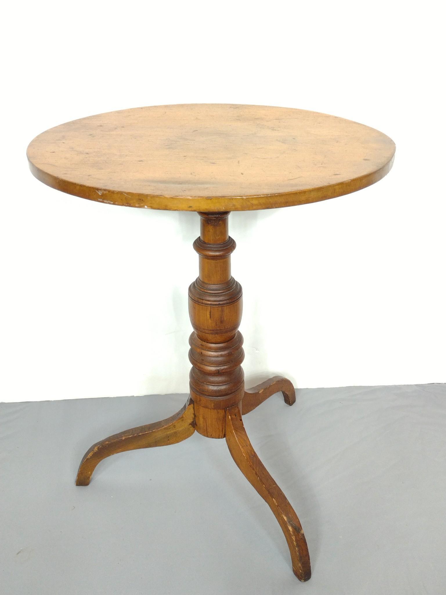 Antique Oval Tilt Top Table (1 of 6)