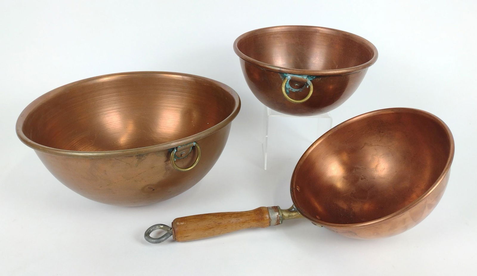 3 Round Bottom Copper Bowls and Pan (1 of 2)