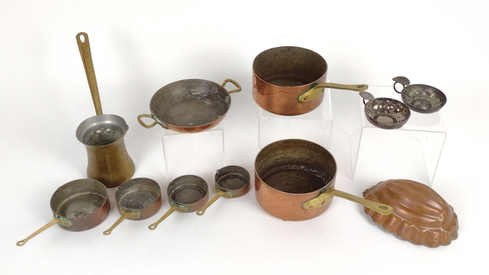 11 Pcs Copperware incl Measuring Cups (1 of 6)