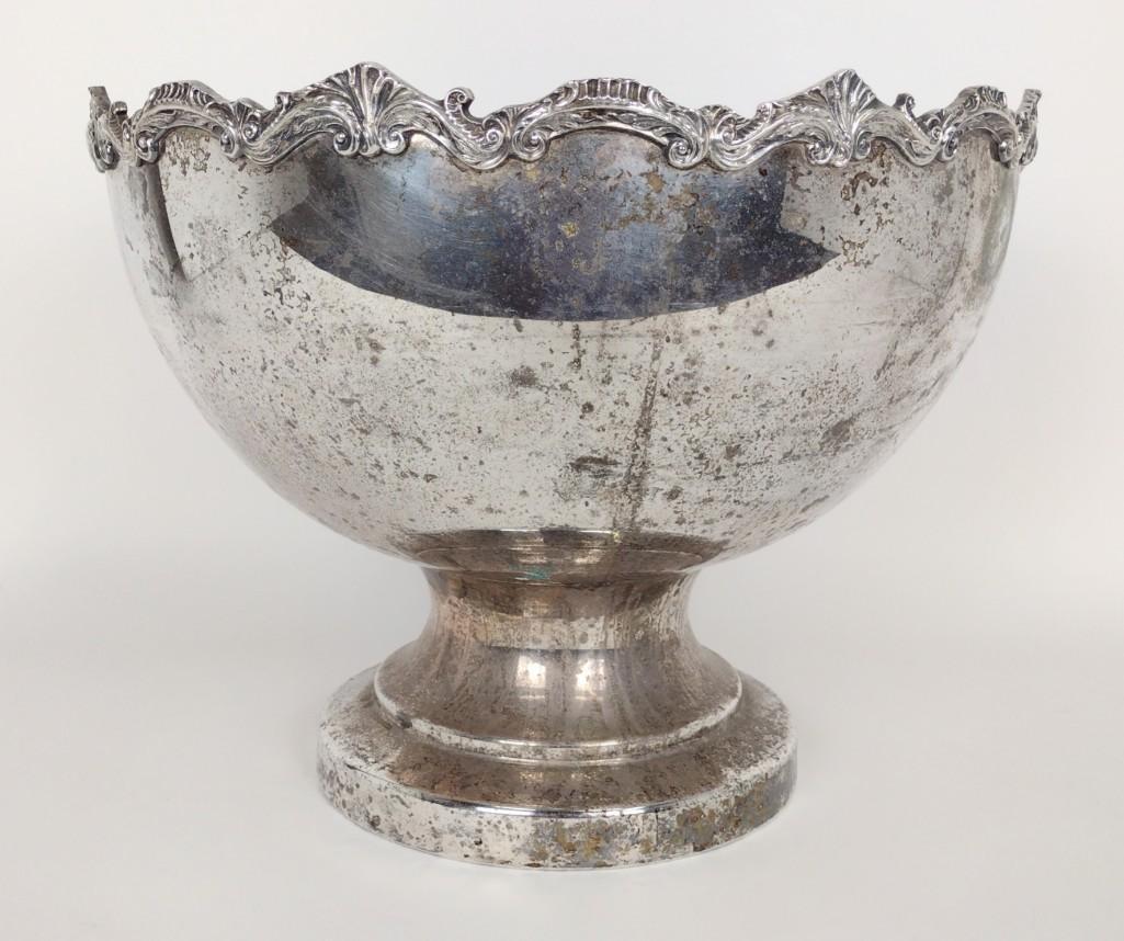 Large Silverplate Punch Bowl (1 of 3)