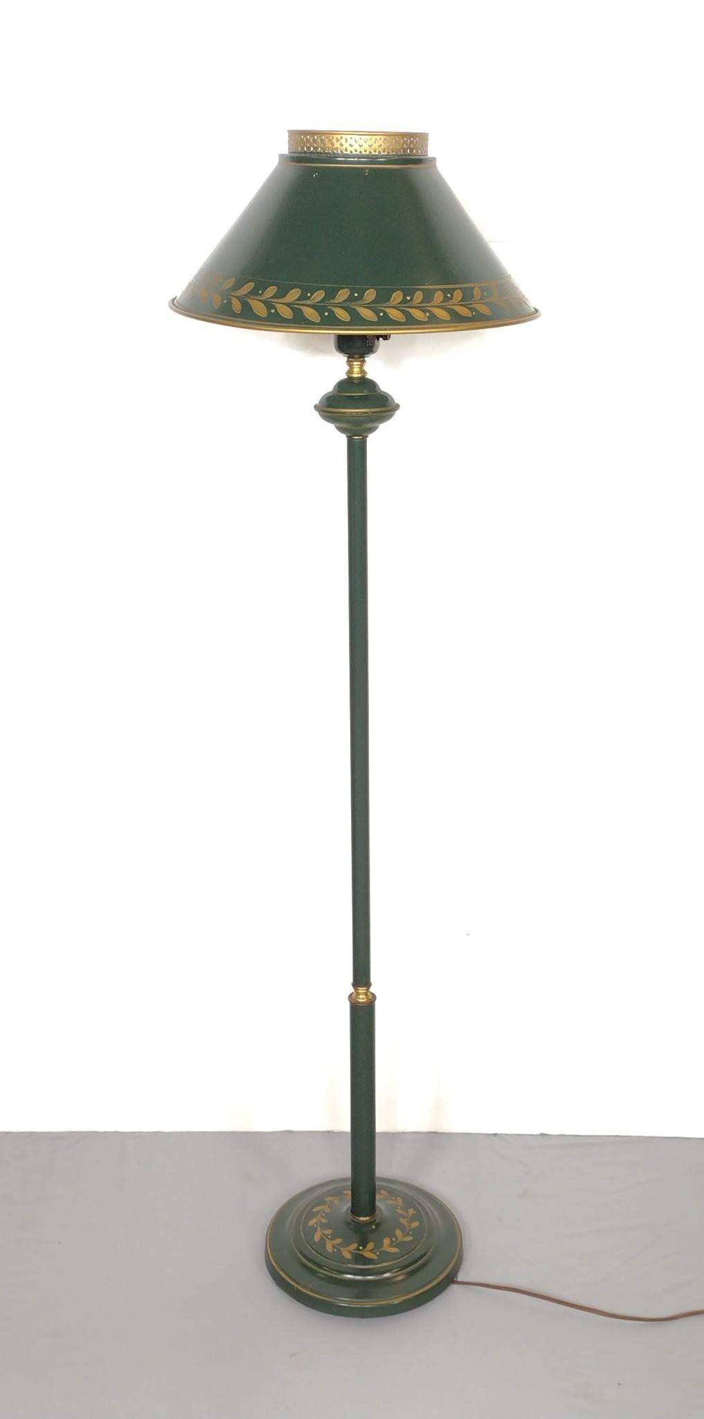 Green Floor Lamp (1 of 4)