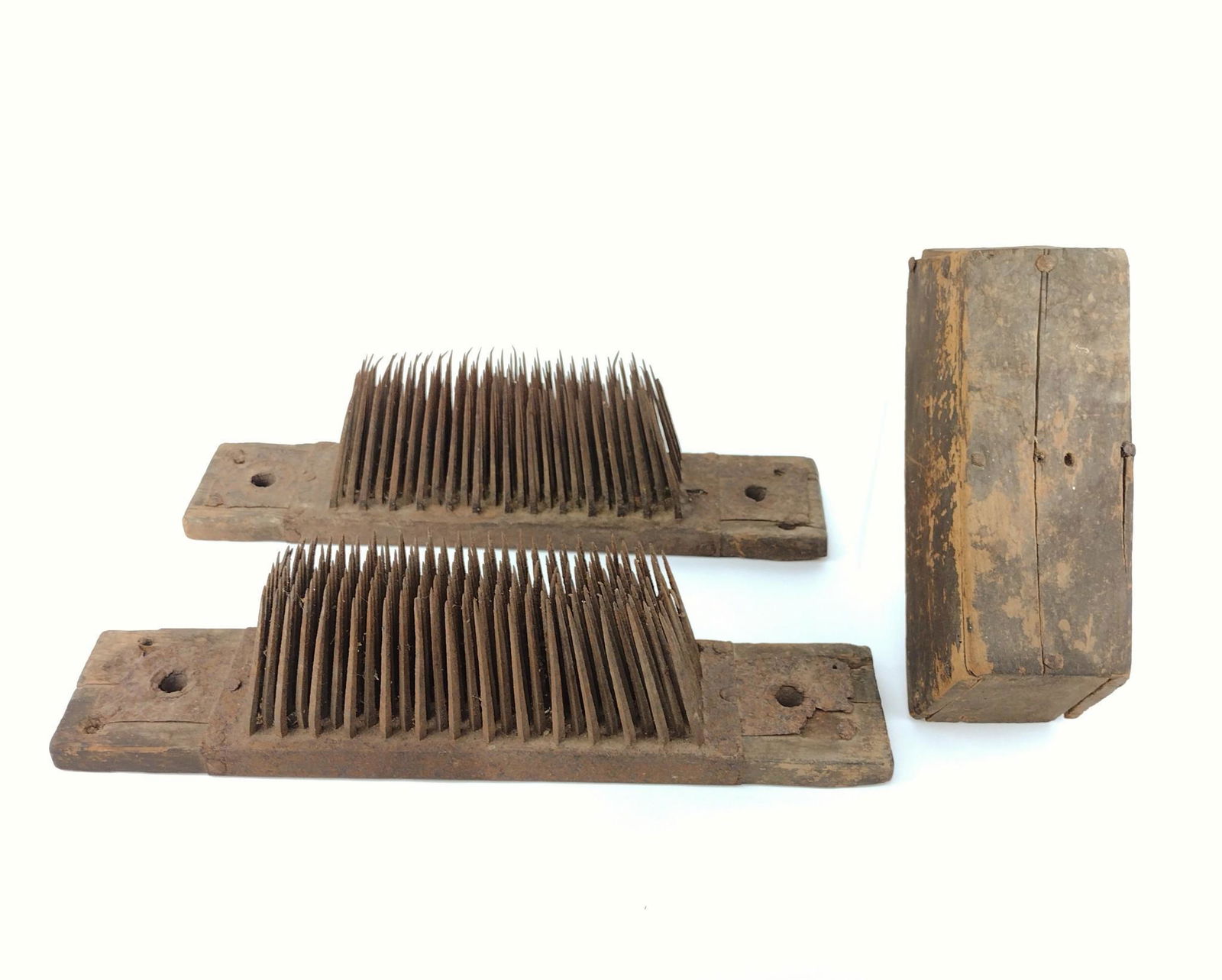 2 Antique Flax Combs (1 of 2)