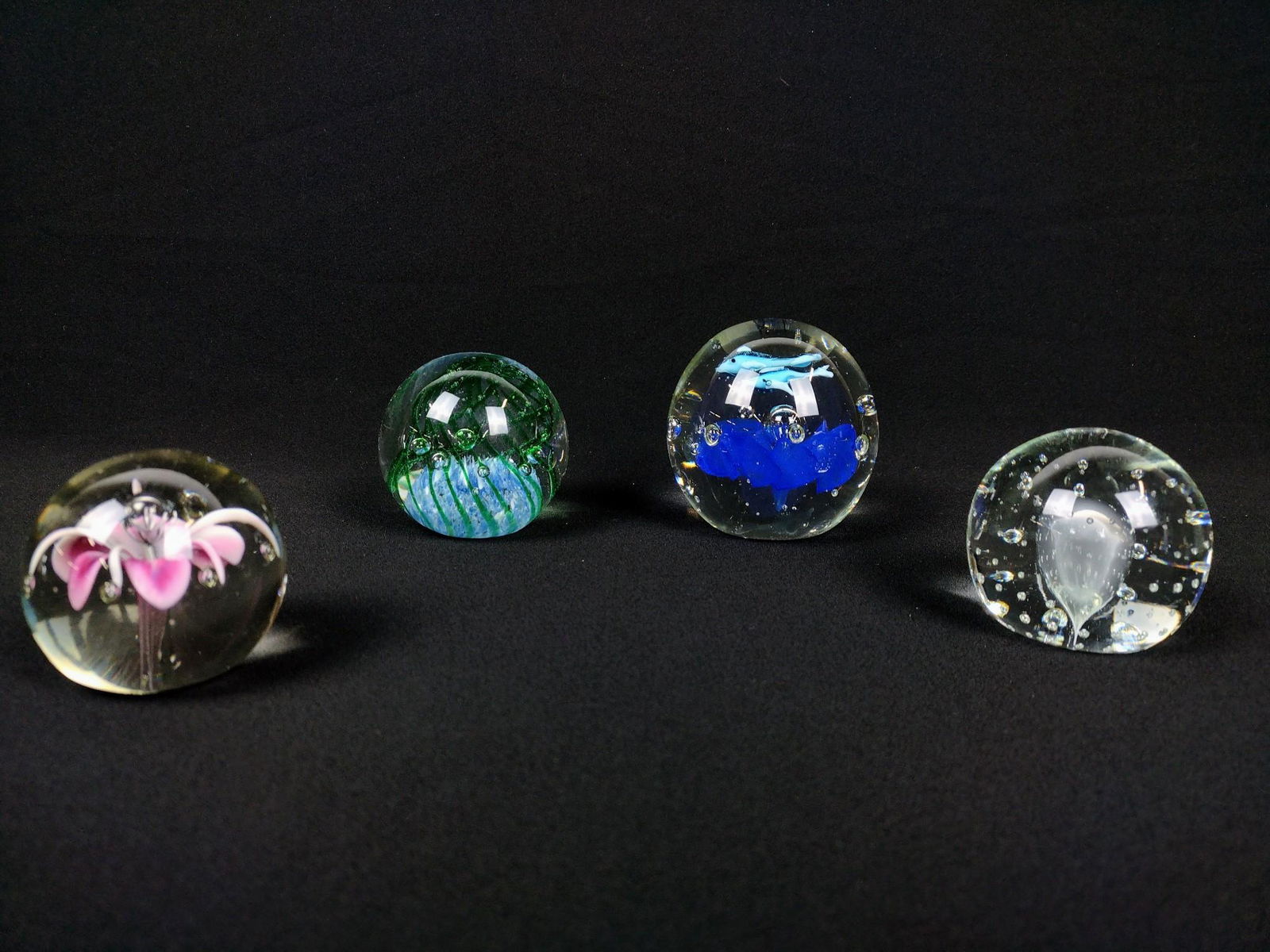4 Art Glass Paper Weights Incl Hoff (1 of 7)