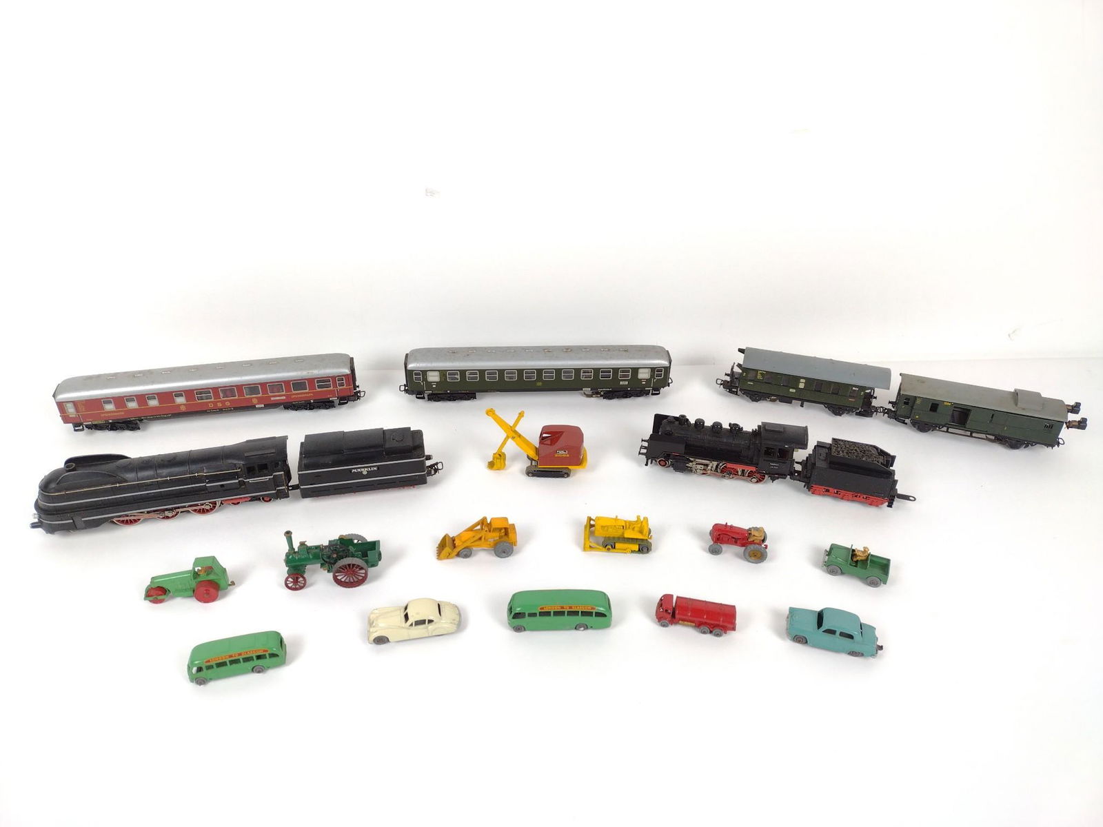 20 Vintage Toys Incl Marklin Lesney (1 of 12)