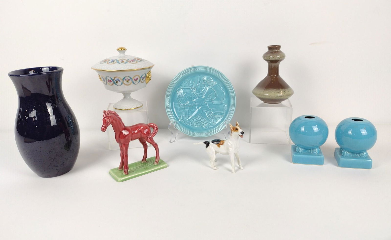 8 Ceramics Incl Royal Doulton Dog (1 of 6)