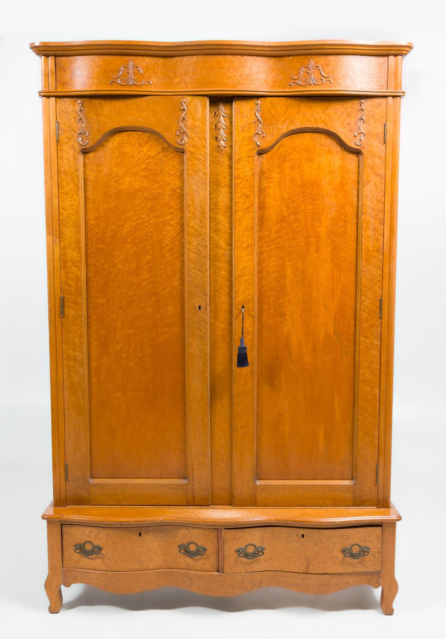 Figured Maple Wardrobe (1 of 11)