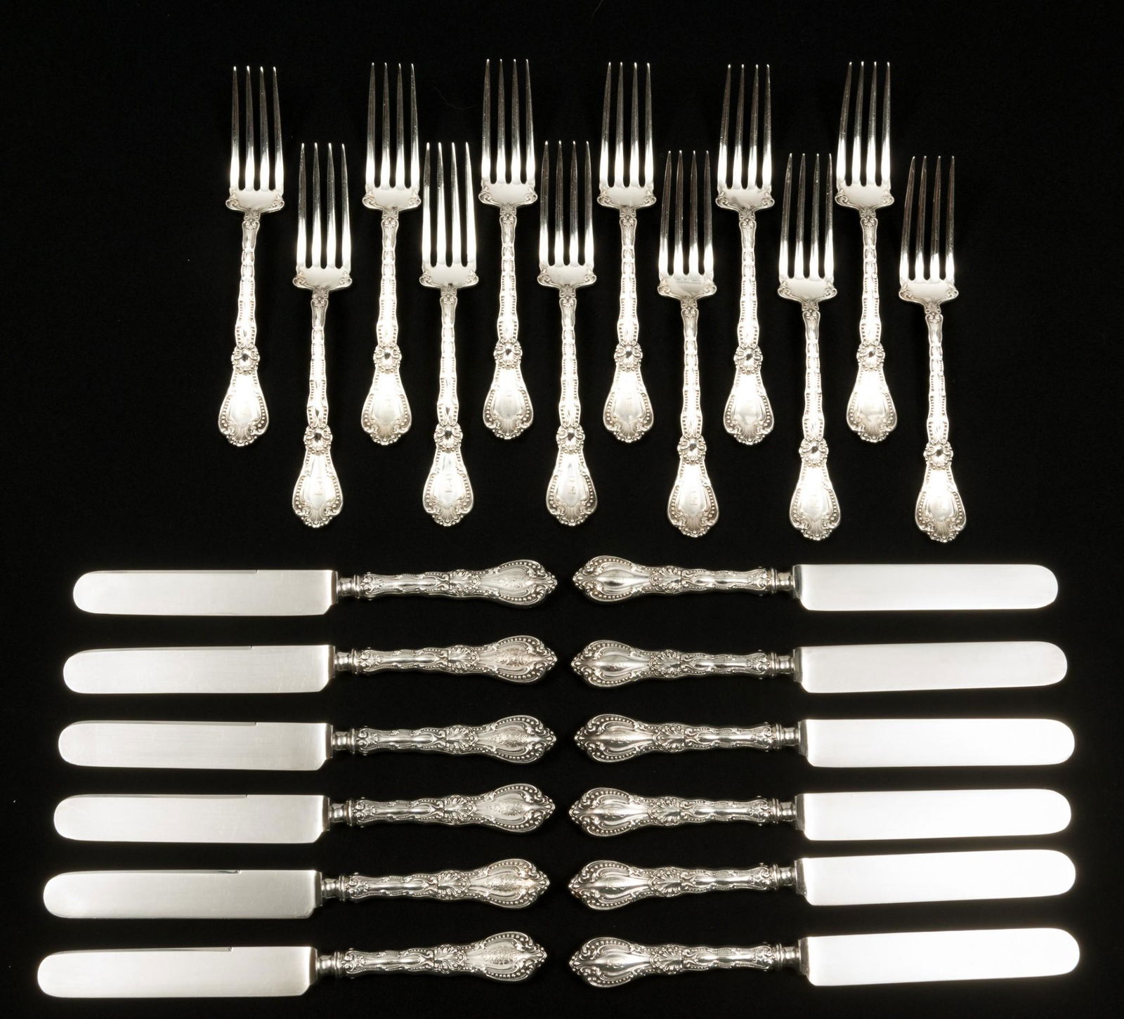 24 pcs. Alvin Corp Flatware (1 of 10)