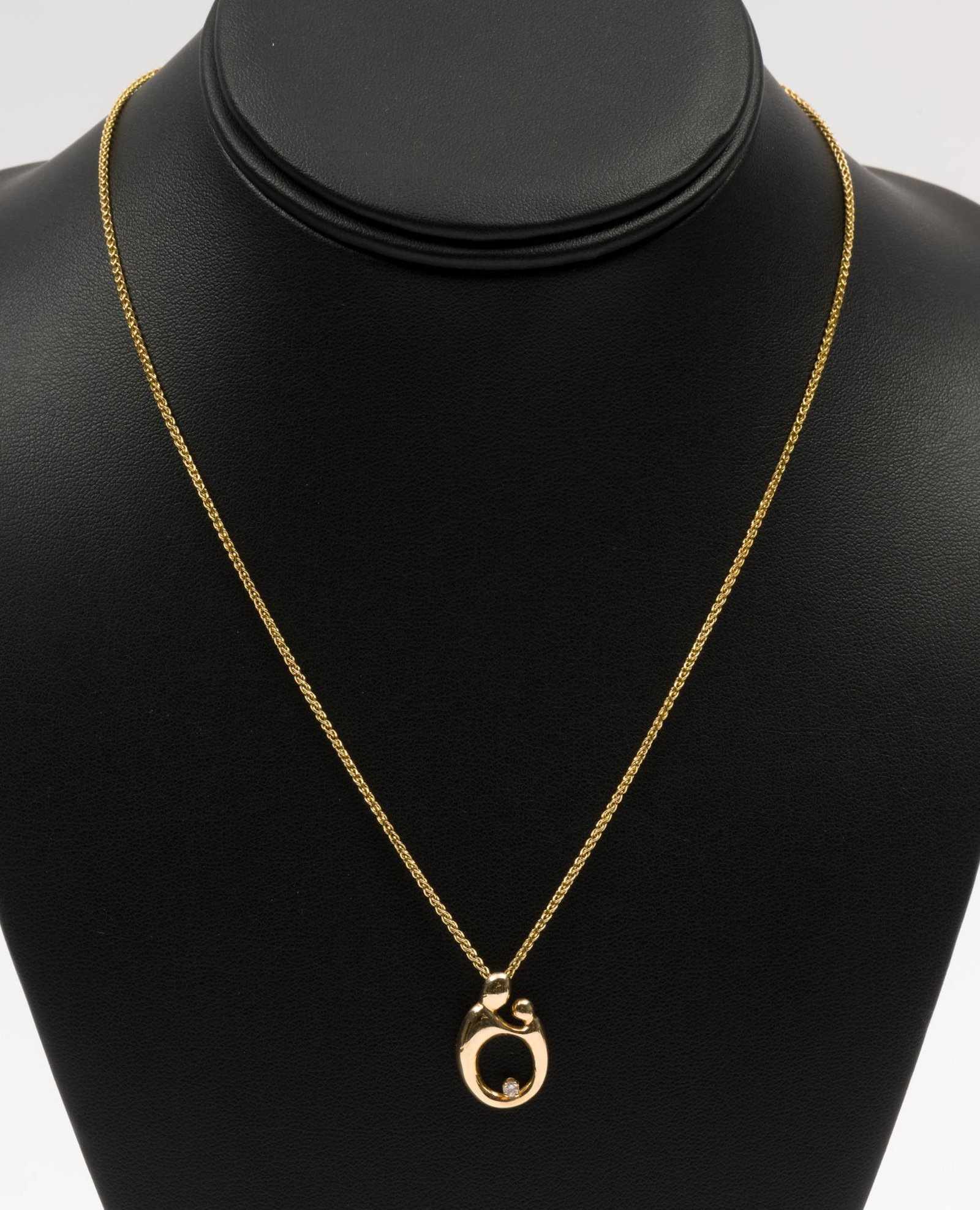 14K Kaynar Mother & Child Pendant Necklace (1 of 5)