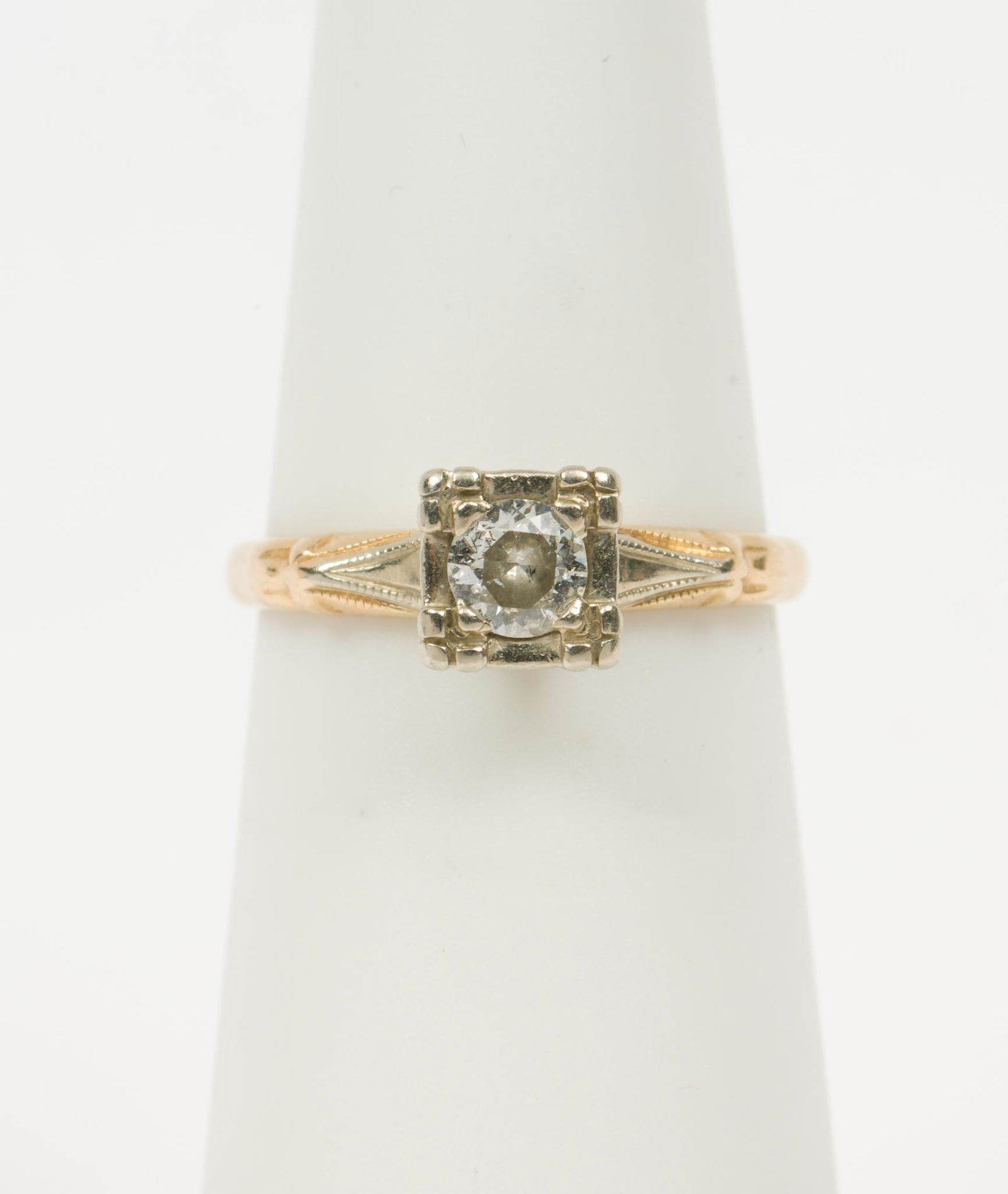 14K .30 Ct Diamond Ring (1 of 3)
