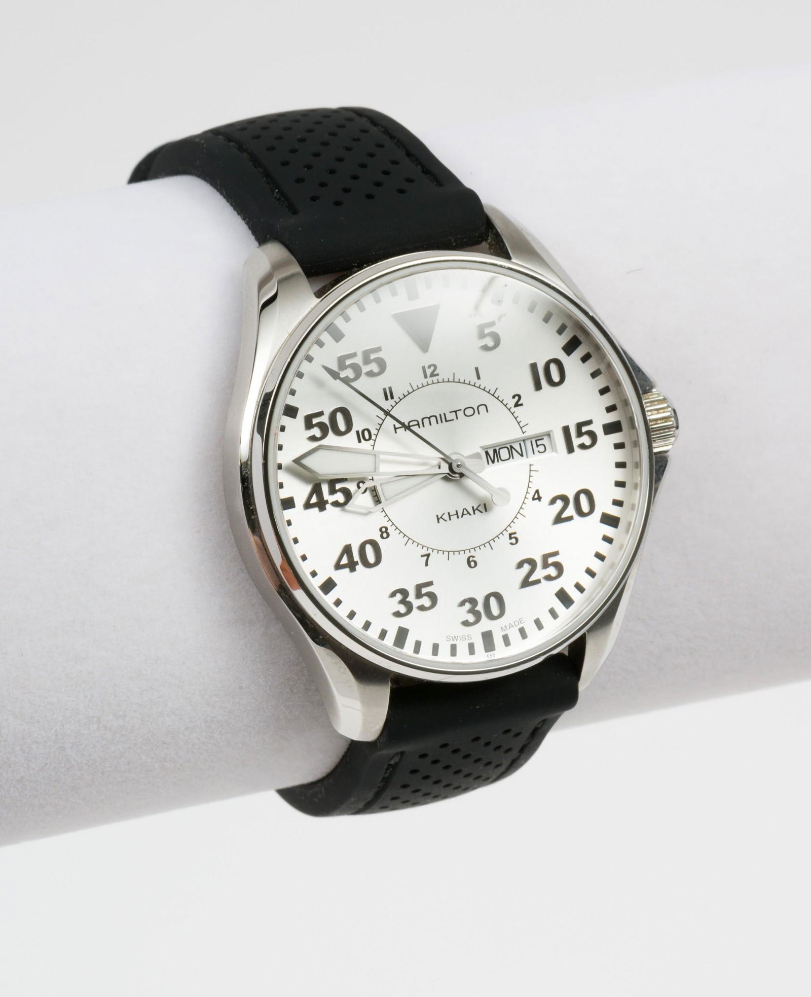 Hamilton Khaki Wristwatch (1 of 4)