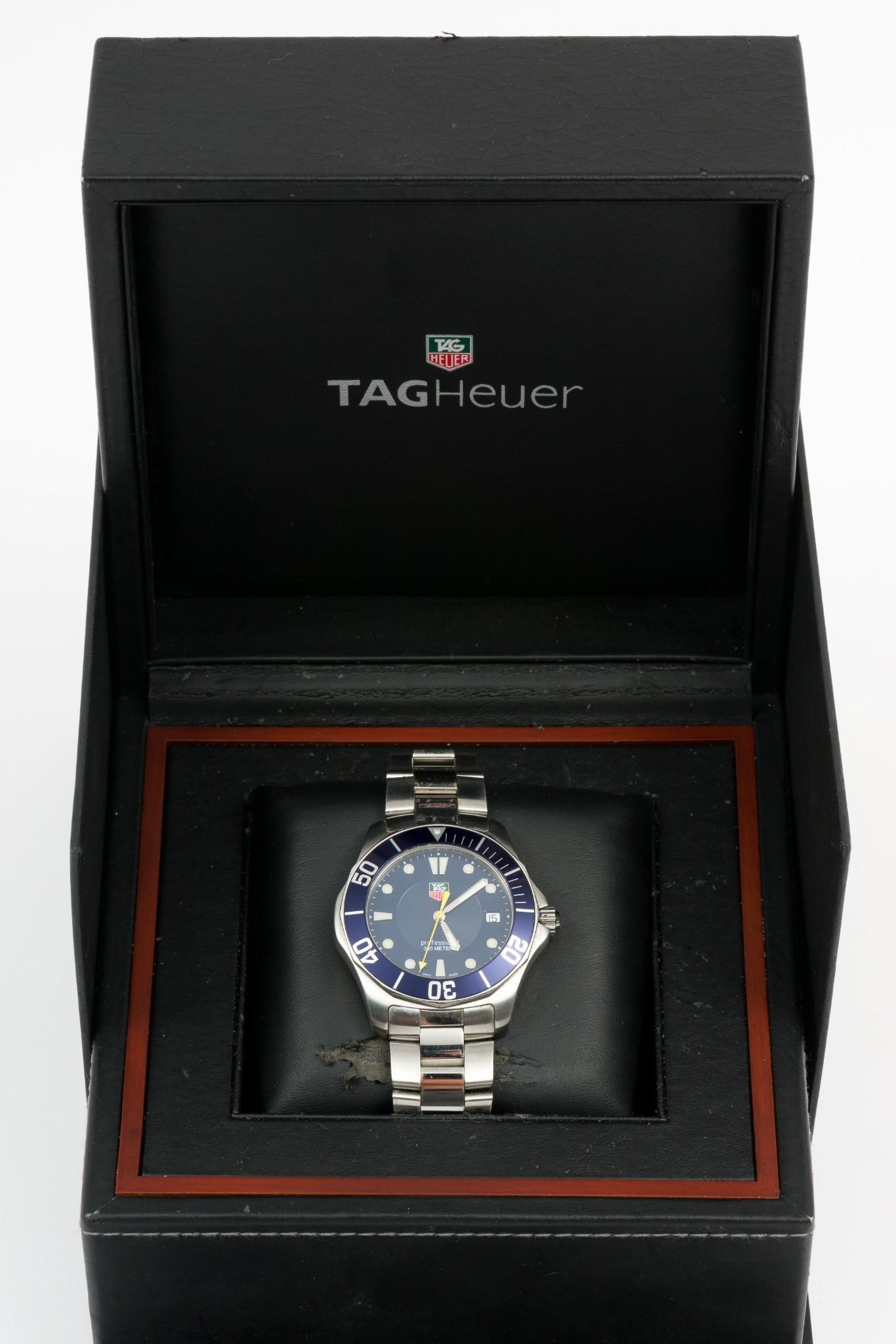 TagHeuer Professional 300M Wristwatch (1 of 3)