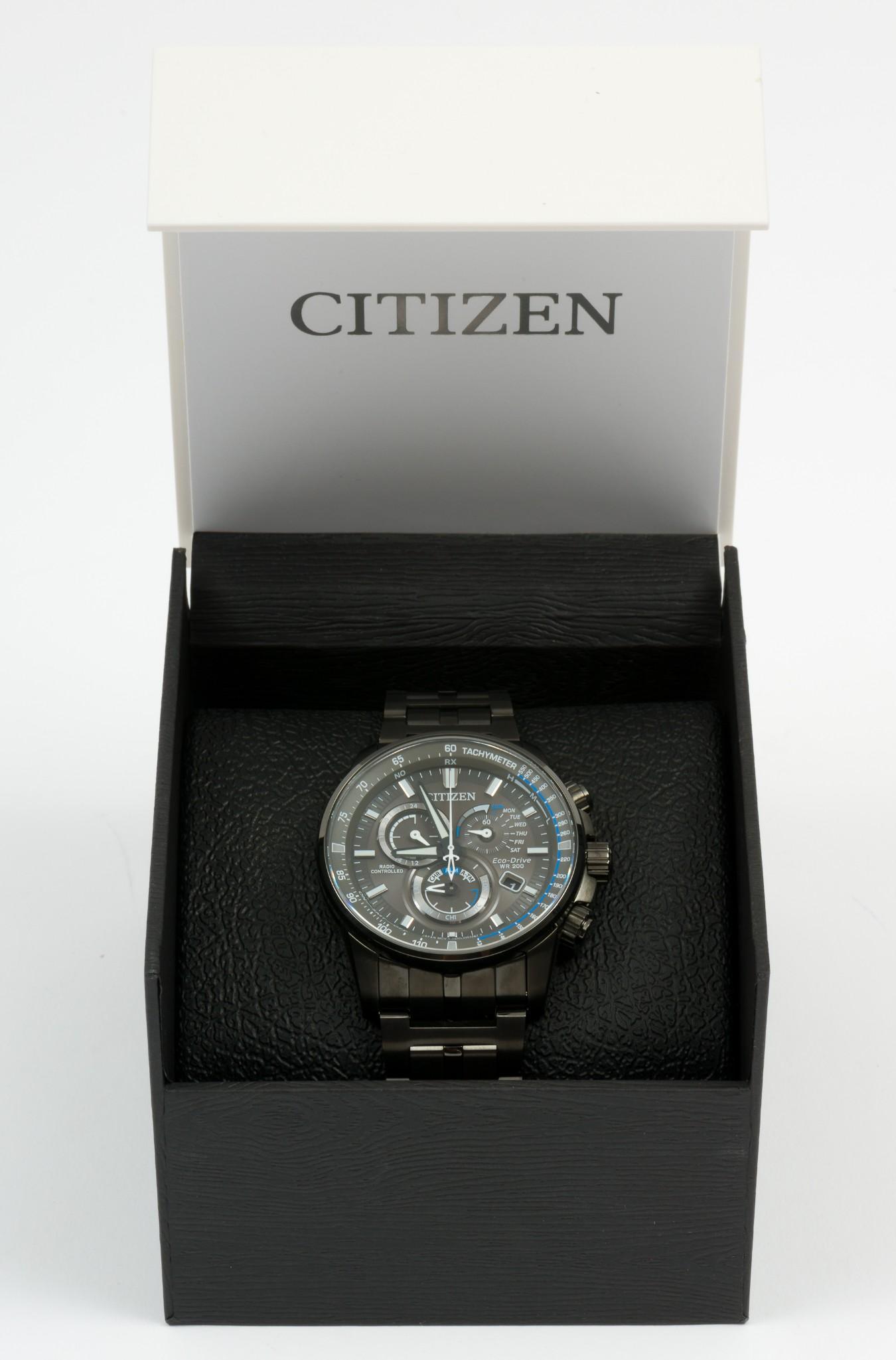 Citizen Sky Eco-Drive WR200 Wristwatch: Radio controlled. E650-S111145. Case length 2", lug to lug. LM IMPORTANT: Before bidding, please read the terms and conditions. When you registered for the auction you agreed to these terms and will b