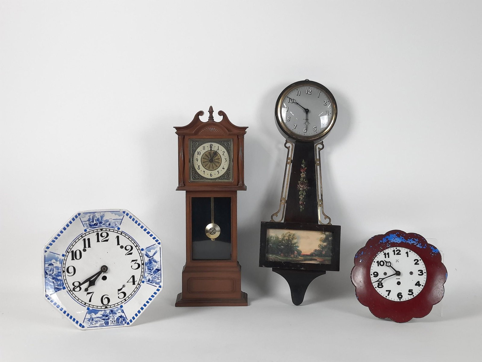 4 Clocks incl Gilbert Banjo Clock (1 of 9)