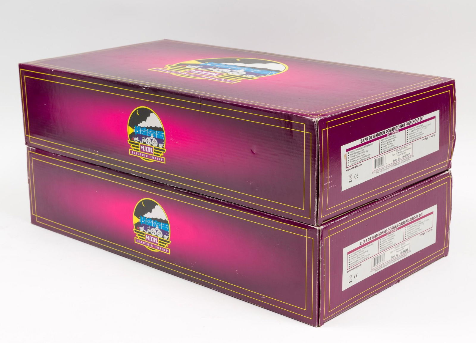 Two MTH 2 Car Passenger Sets in OBs (1 of 5)