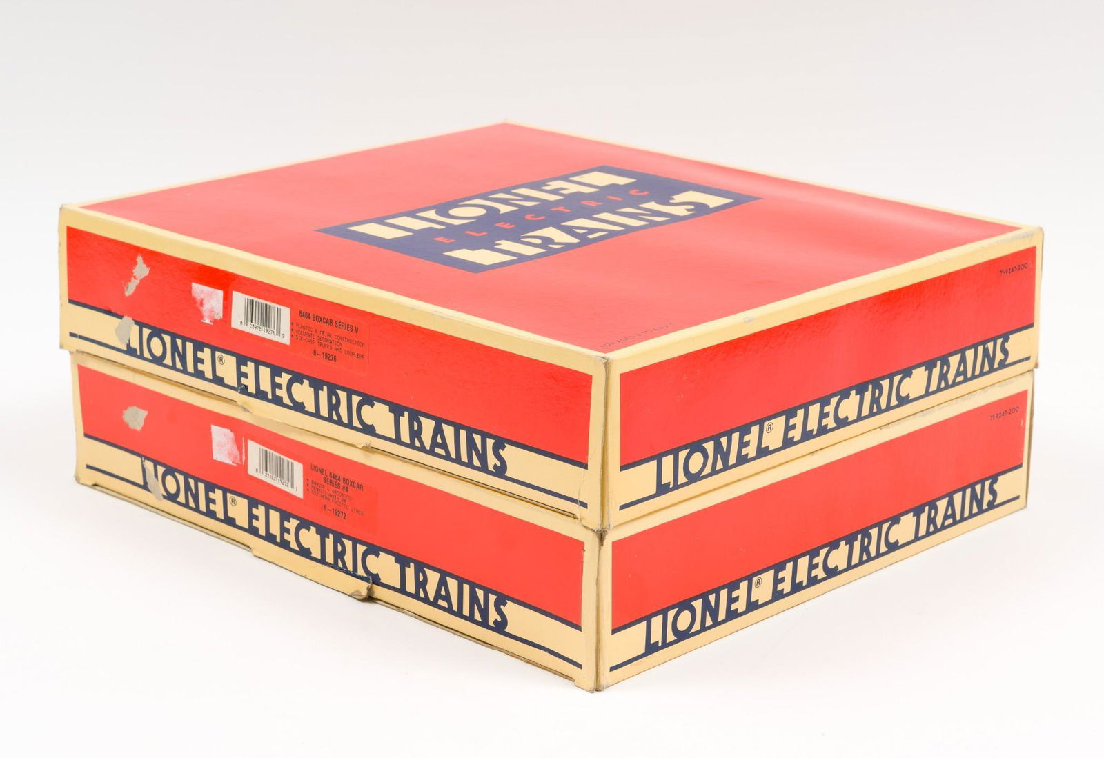 2 Lionel Boxcar Series Sets in OBs (1 of 2)