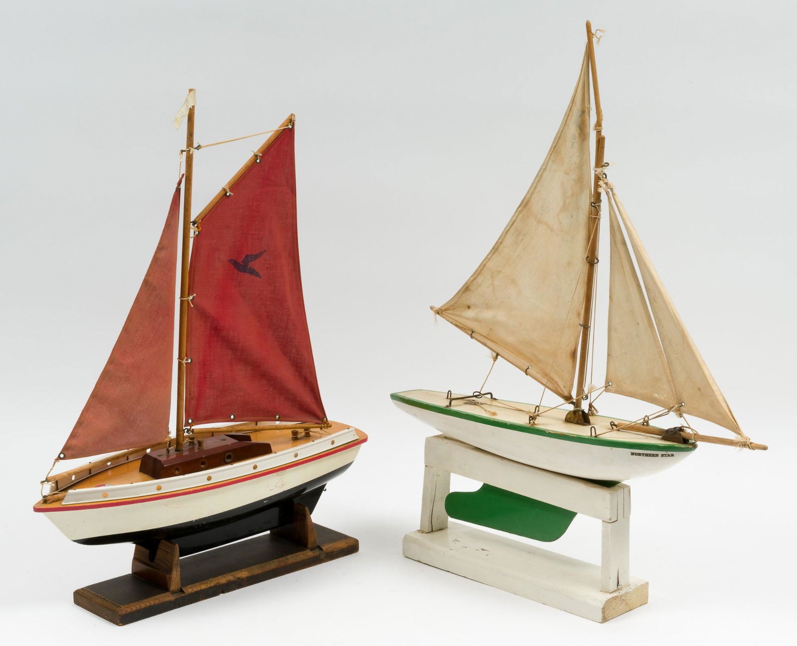 2 Wooden Pond Boats (1 of 9)