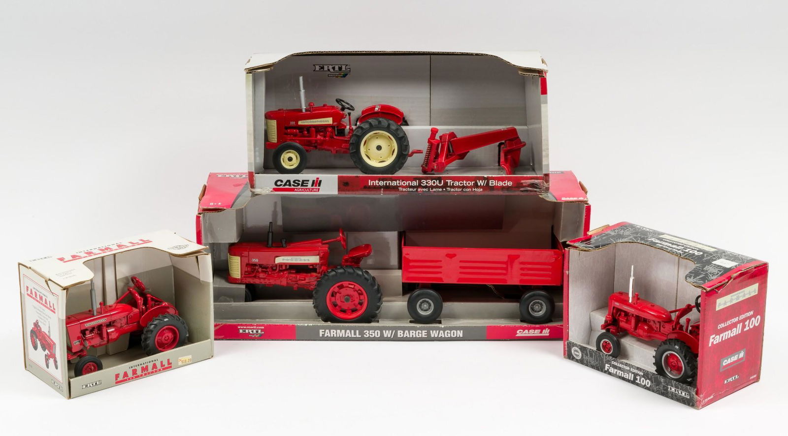 4 Ertl 1:16 Scale Tractors Incl IH (1 of 5)