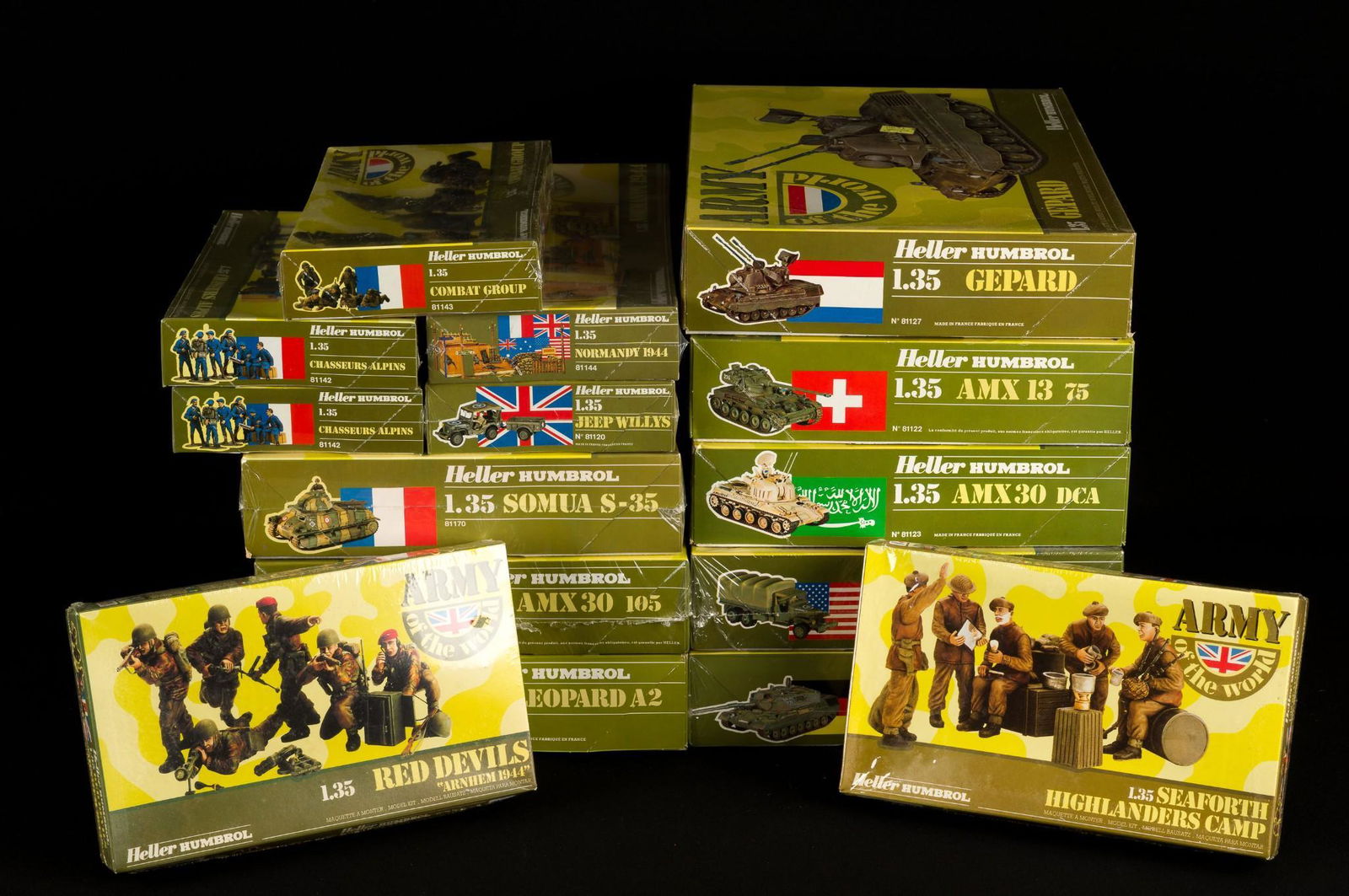 15 1/35 Scale Heller Military Models (1 of 4)