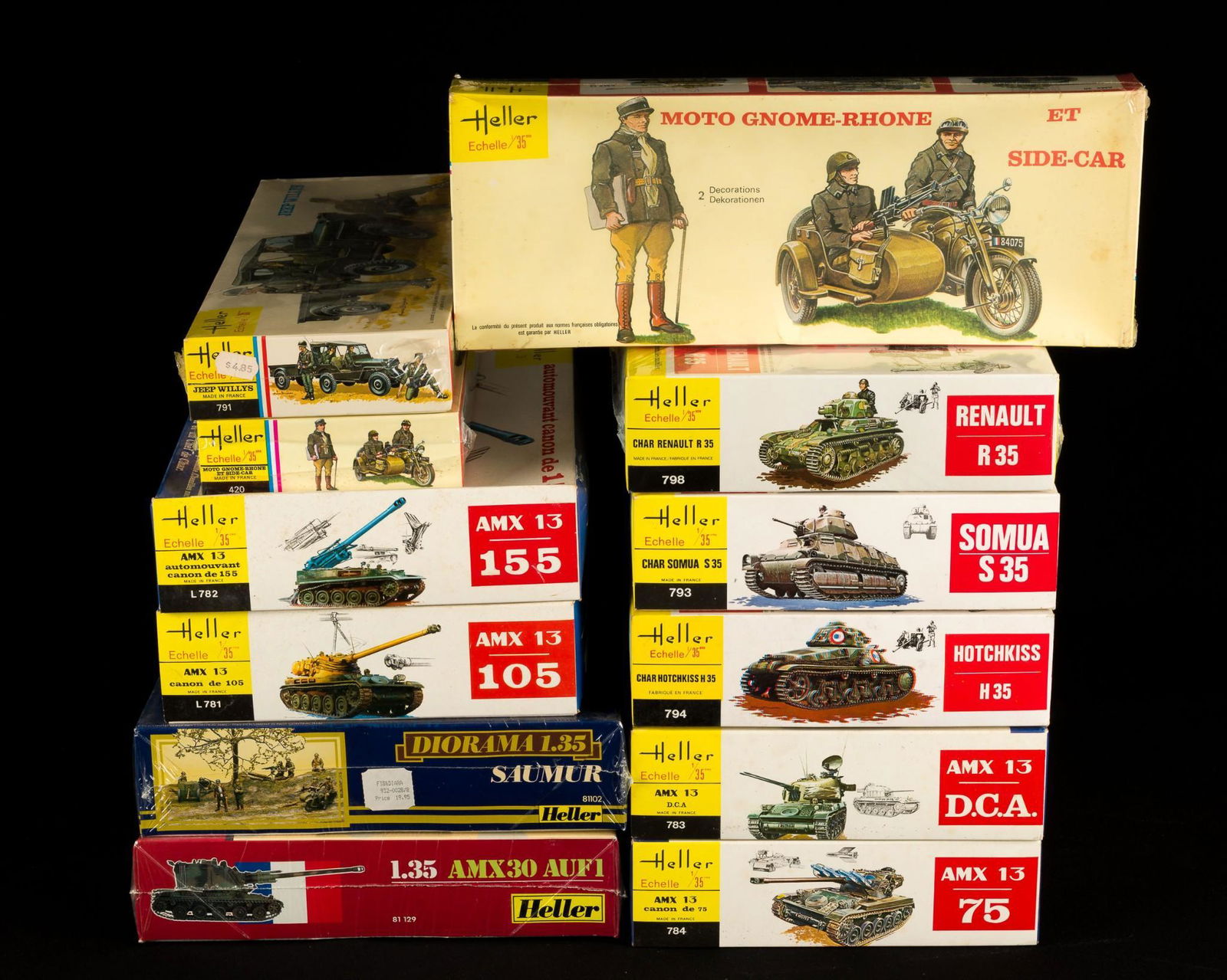 12 1/35 Scale Heller Military Models (1 of 4)