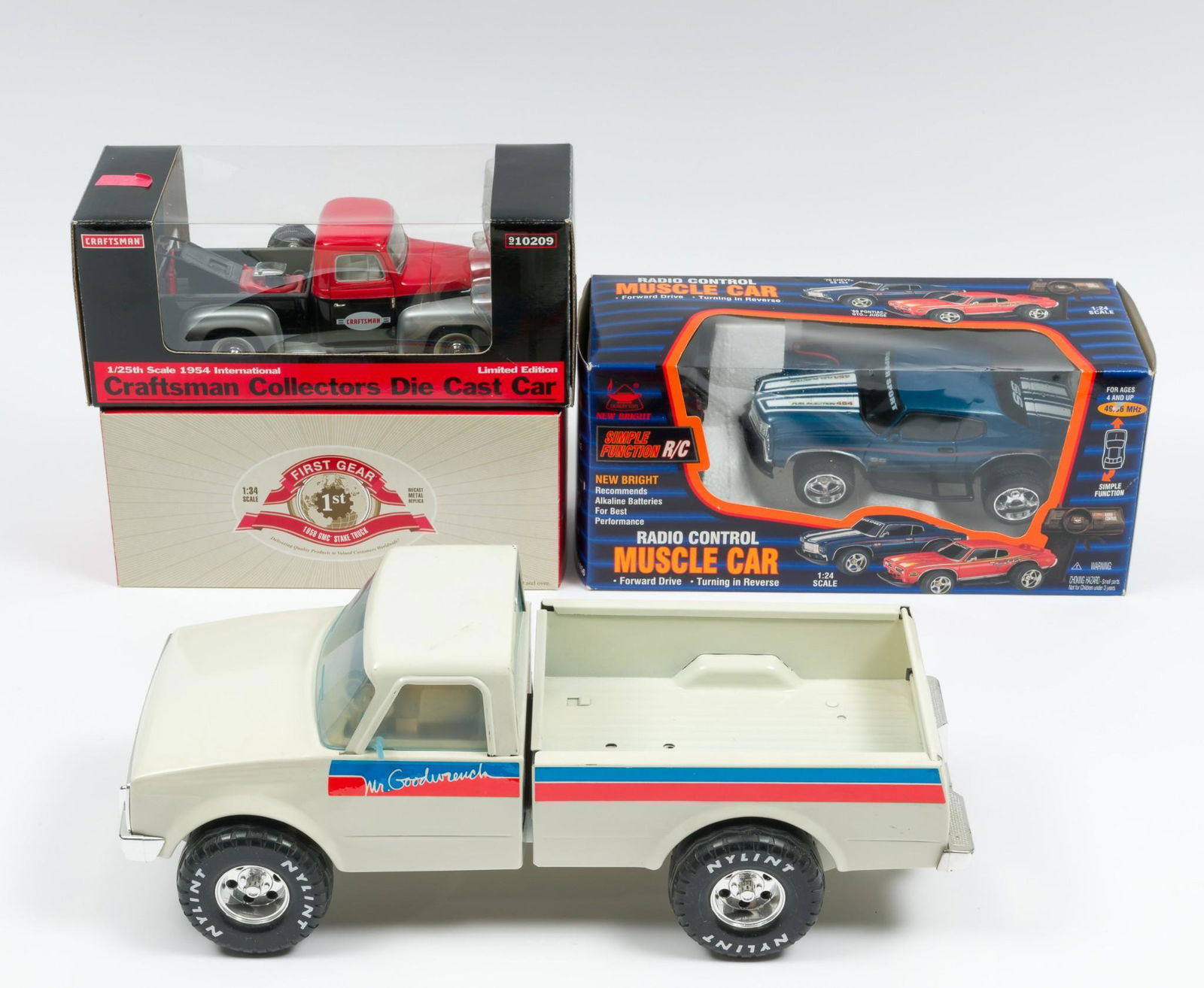 4 Die Cast Vehicles with OBs (1 of 6)