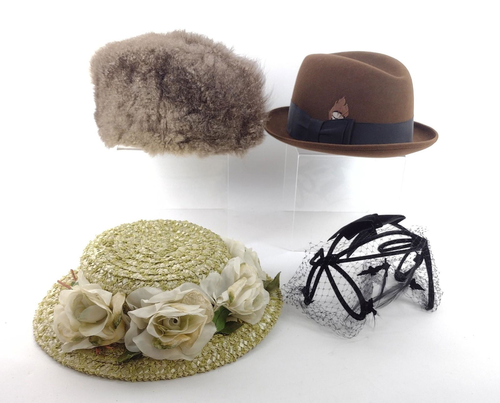 4 Vintage Hats incl. Champ (1 of 9)