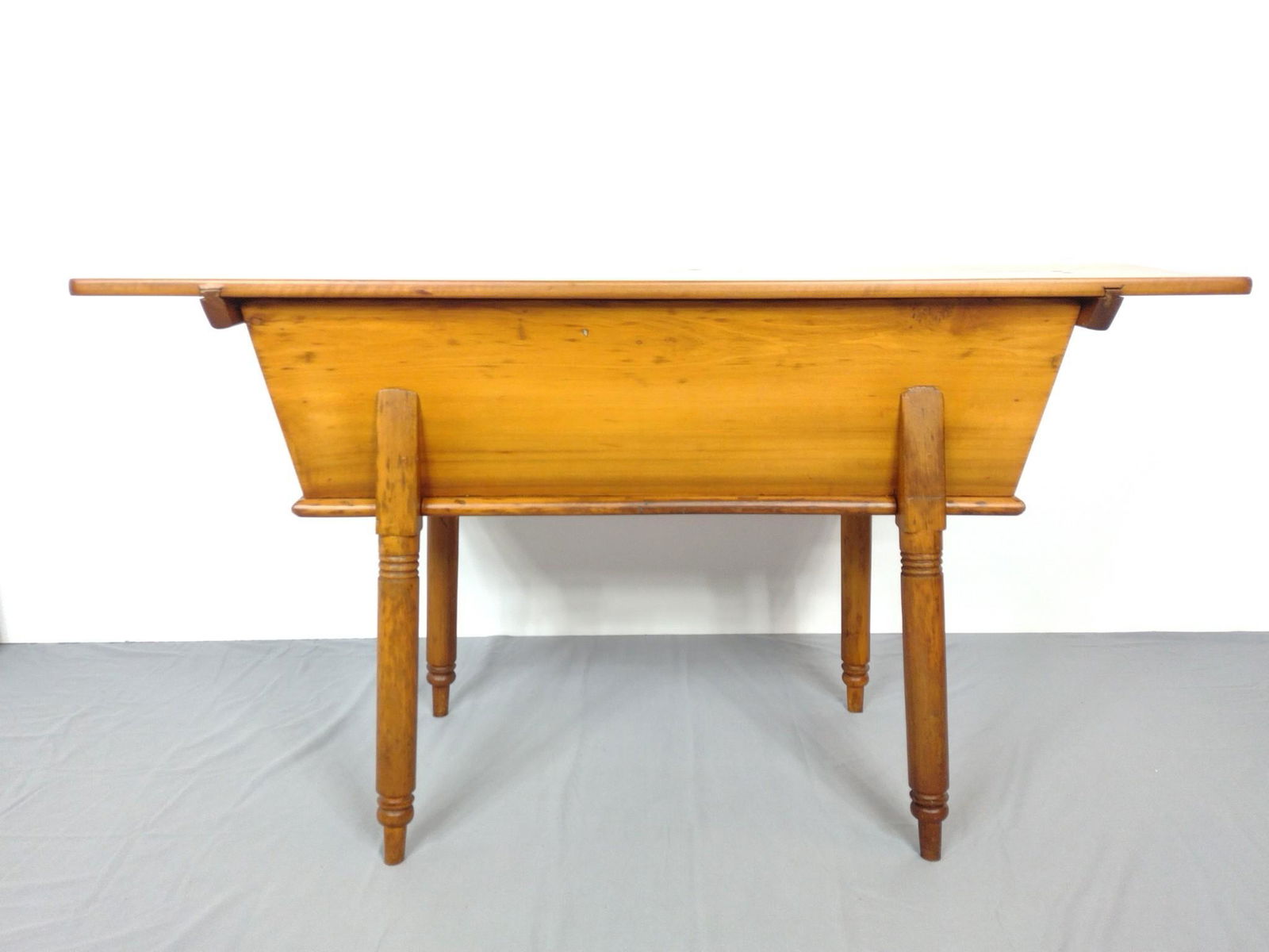 Dough Box Table (1 of 7)