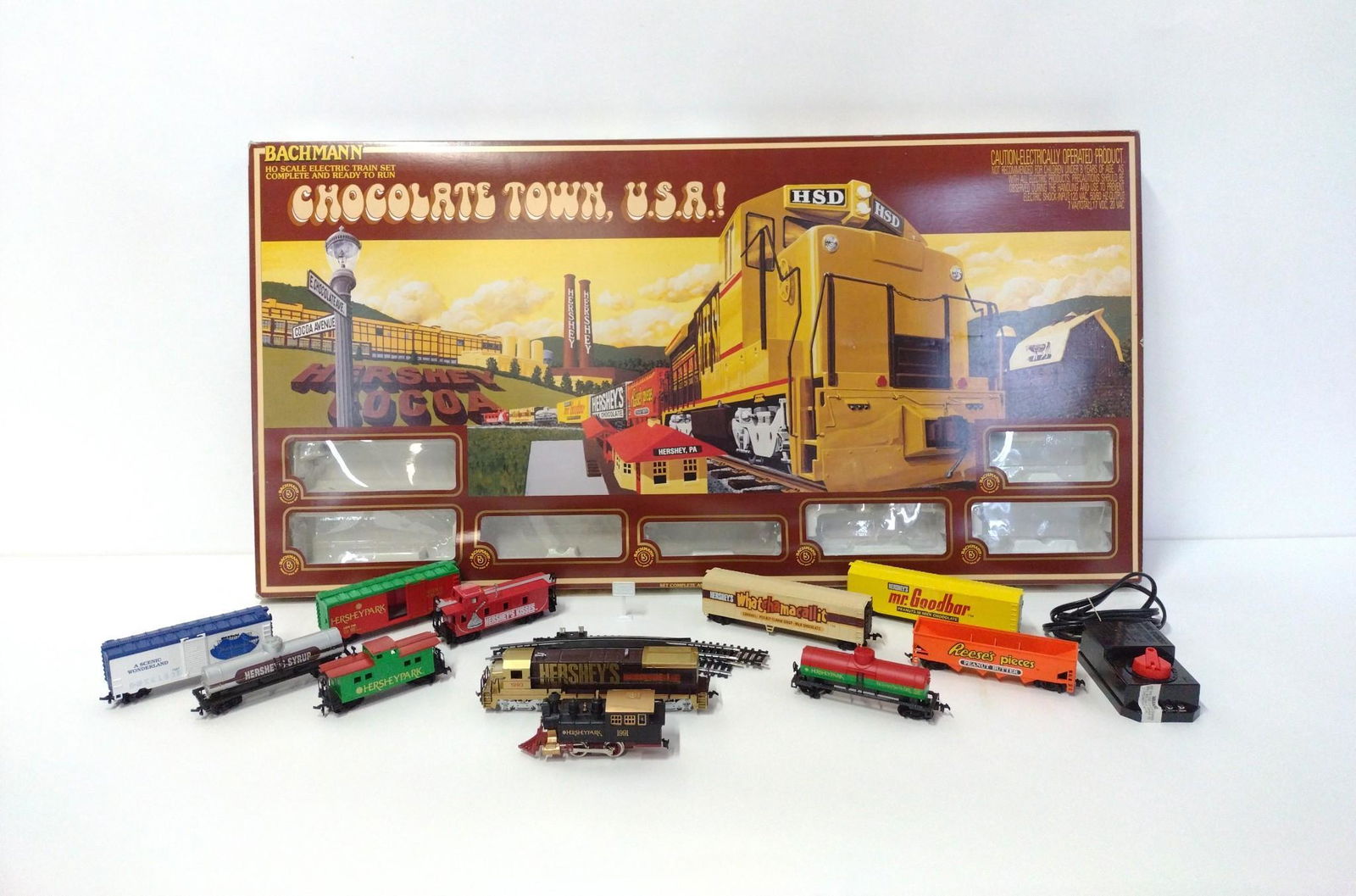 Bachmann Chocolate Town USA Train Set (1 of 6)