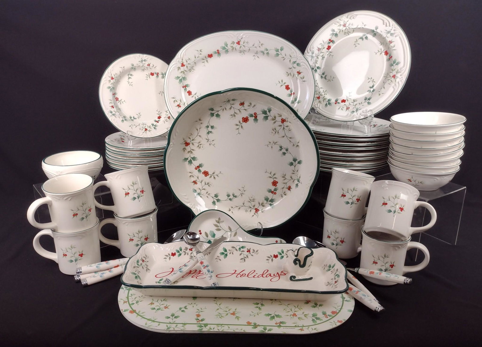 48 Pc Pfaltzgraft Winterberry Dinnerware: Dinner plate 10-1/2" diameter. MEG IMPORTANT: Before bidding, please read the terms and conditions. When you registered for the auction you agreed to these terms and will be required to comply with th