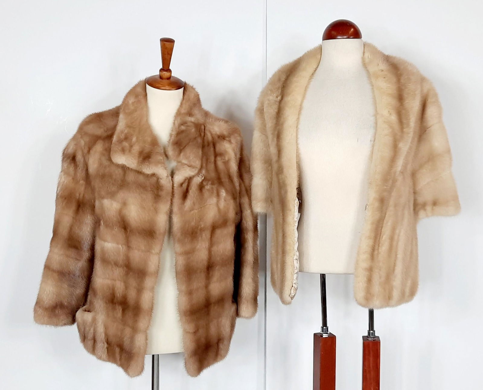 2 Jacks Fur Shawls (1 of 3)