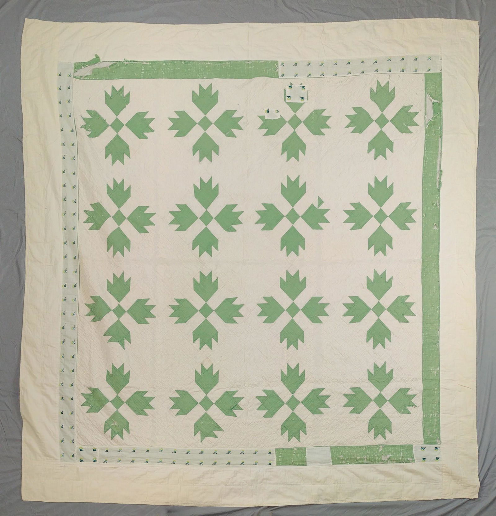 Vintage Applique Quilt (1 of 7)