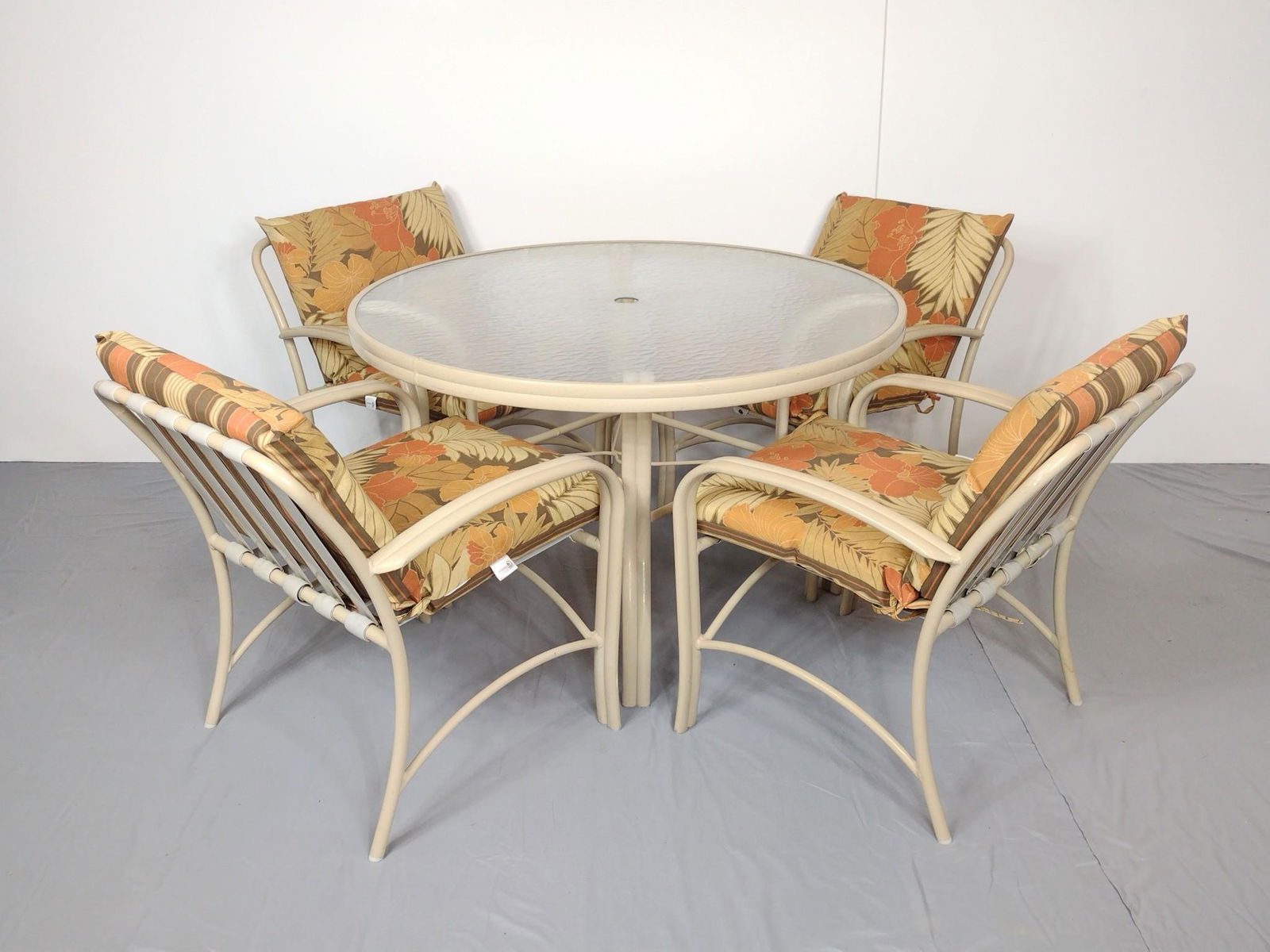 5 Pc Glass Top Table & Chairs Outdoor Set (1 of 5)