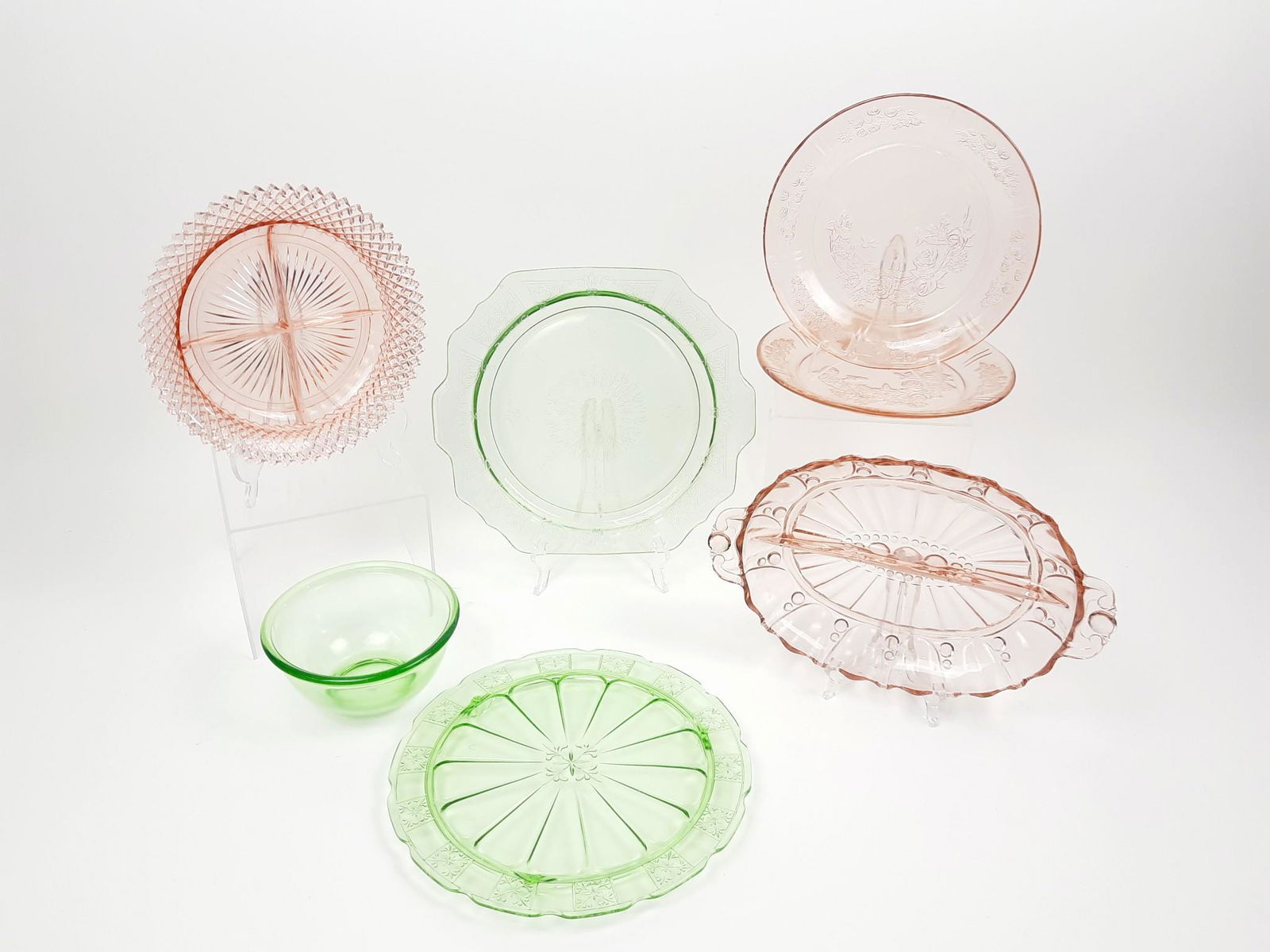 7 Pcs Pink and Green Depression Glass (1 of 3)