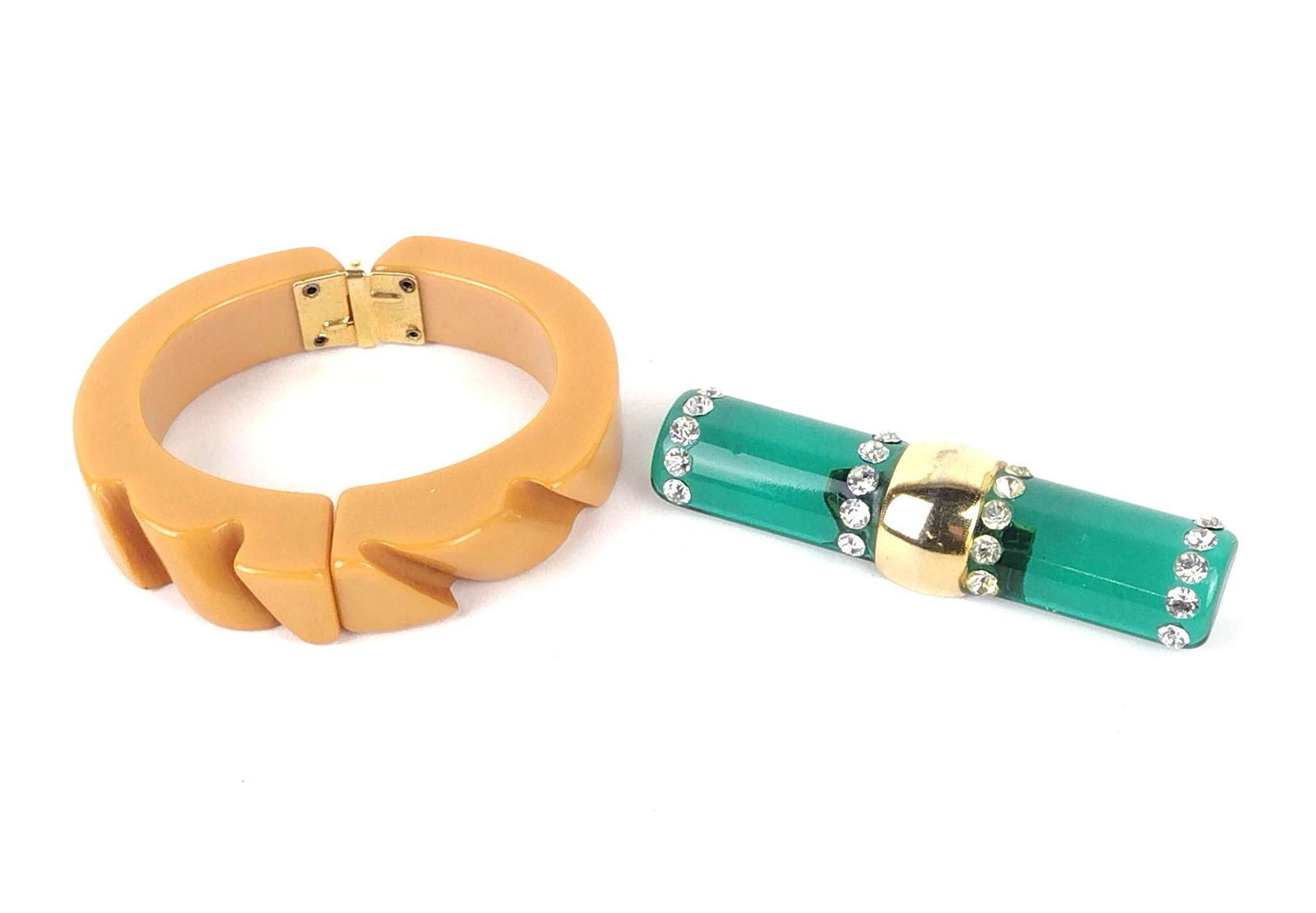 Bakelite Bracelet & Lucite Brooch (1 of 6)
