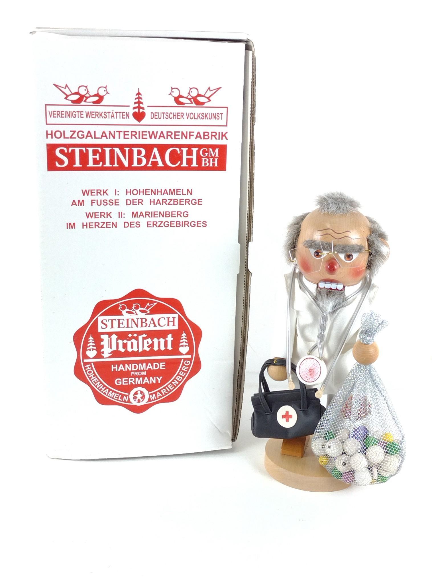 Steinbach Here Doctor Nutcracker (1 of 5)