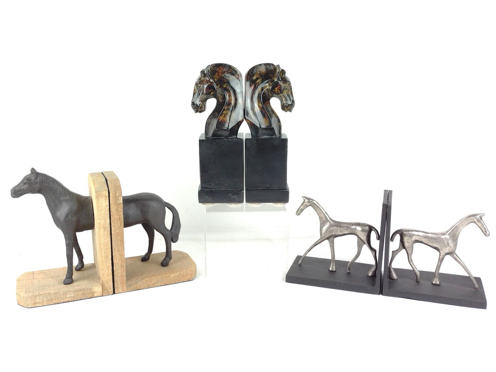 3 Prs Horse Bookends (1 of 10)