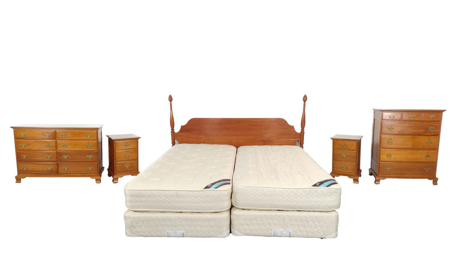 5 Pc Bedroom Set incl Harden King Size Bed (1 of 18)